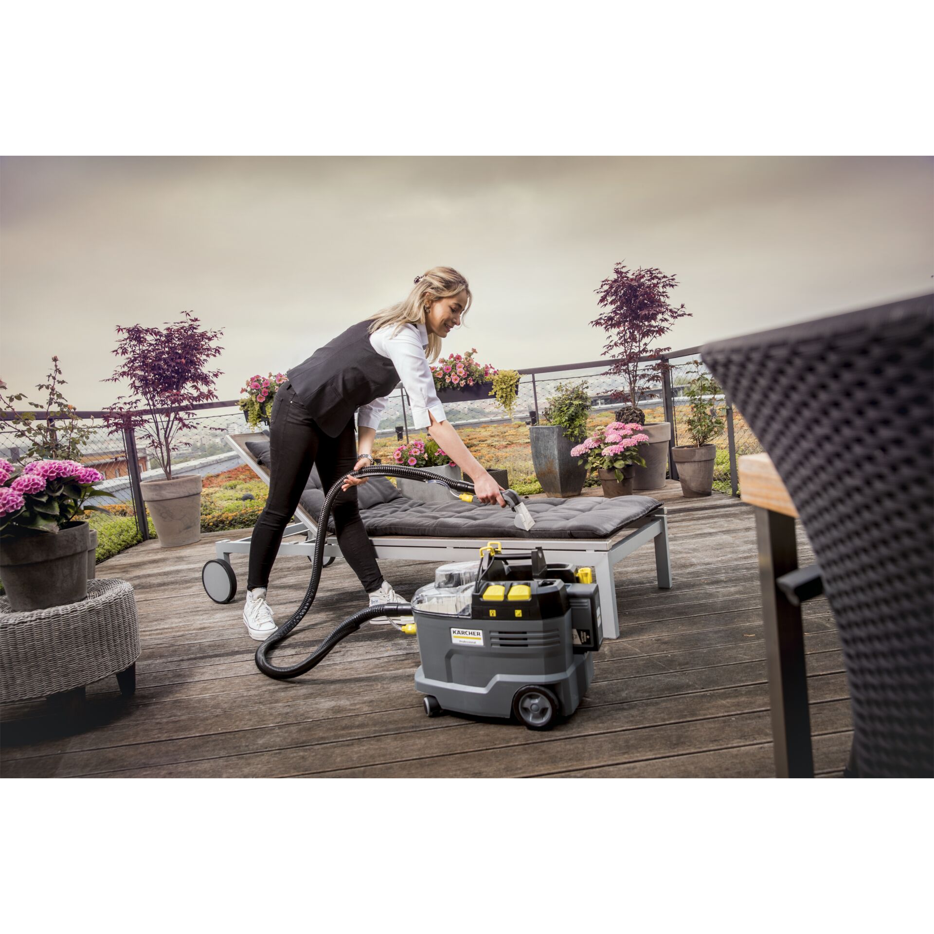 Innenarchitektur, Schuh, Erwachsener, Person, Frau