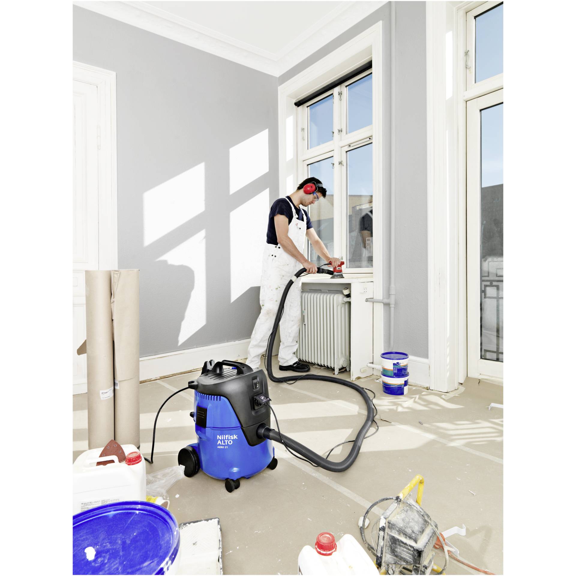 Renovierungsarbeiten, Schuhwerk, Schuh, E-Scooter, Fahrzeug