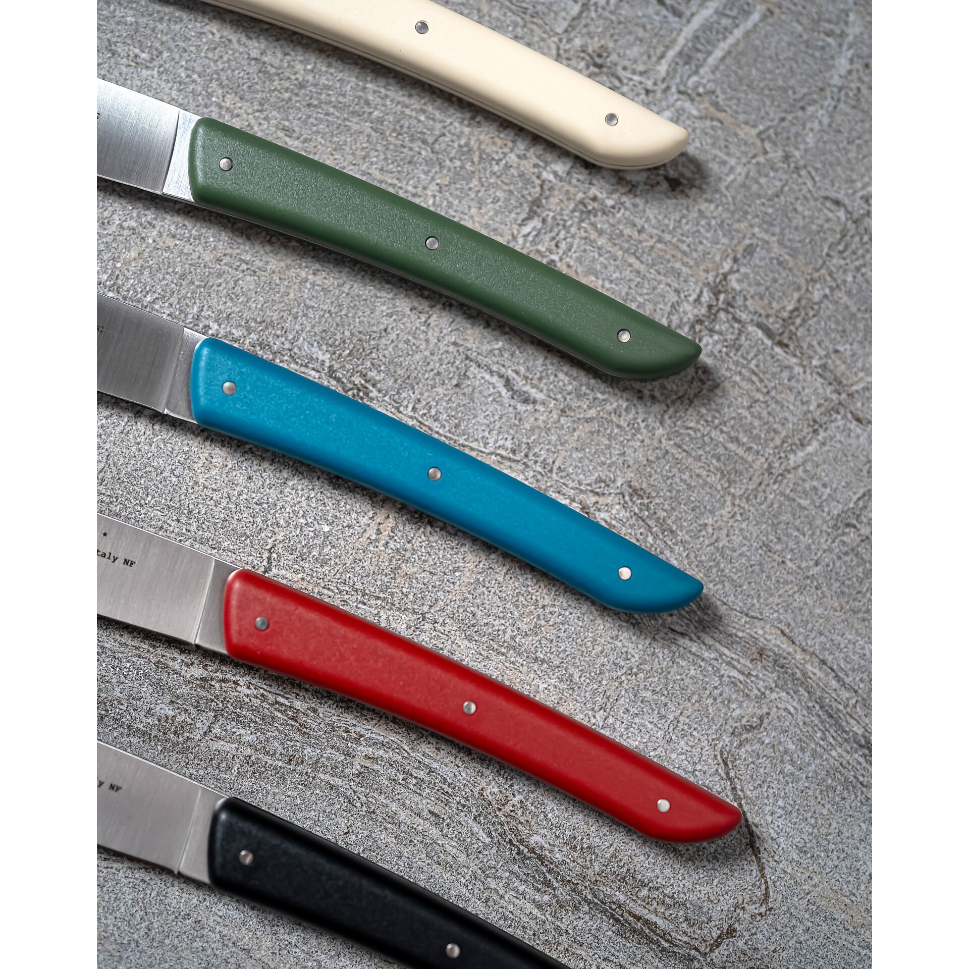 messer, messergriff, farbige griffe, stahlklinge, klingenmaterial