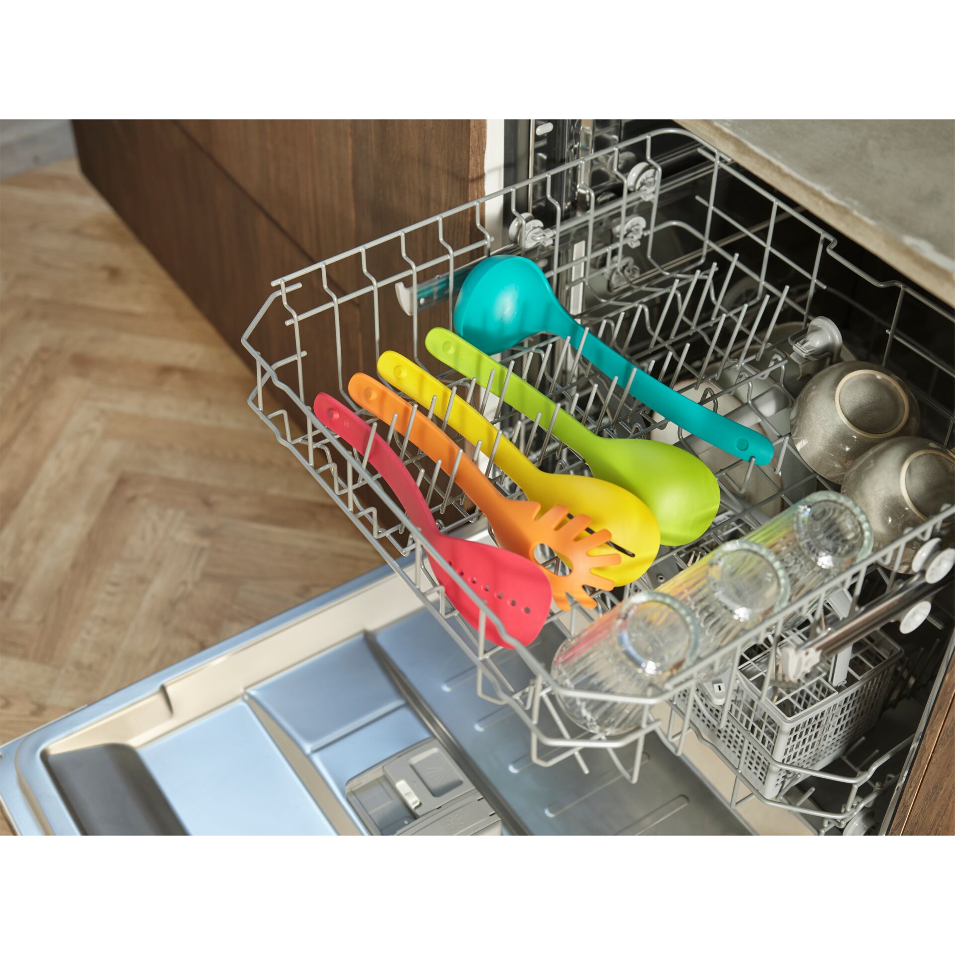 Gerät, Geschirrspülmaschine, Elektrisches Gerät