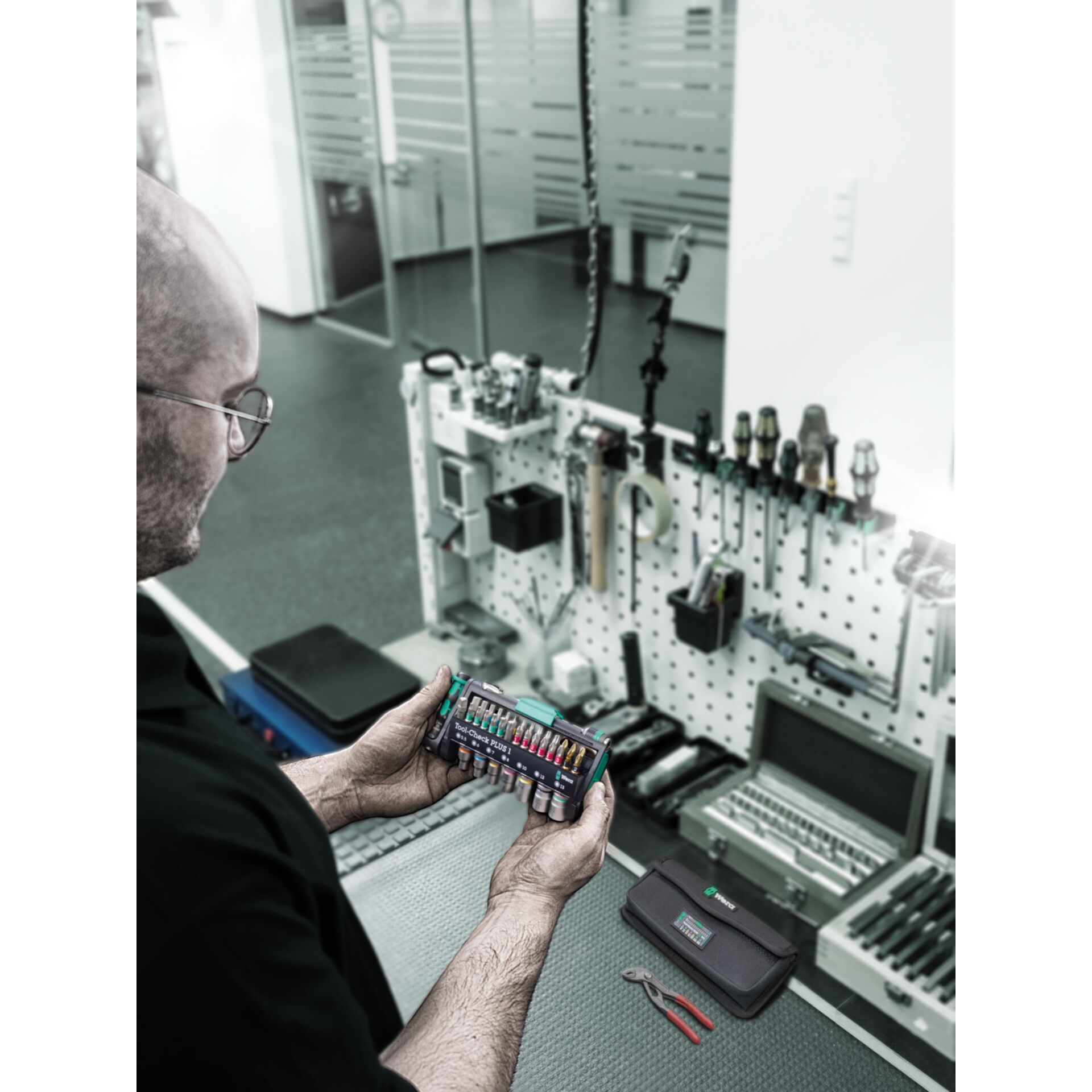 Erwachsener, Männlich, Mann, Person, Hardware