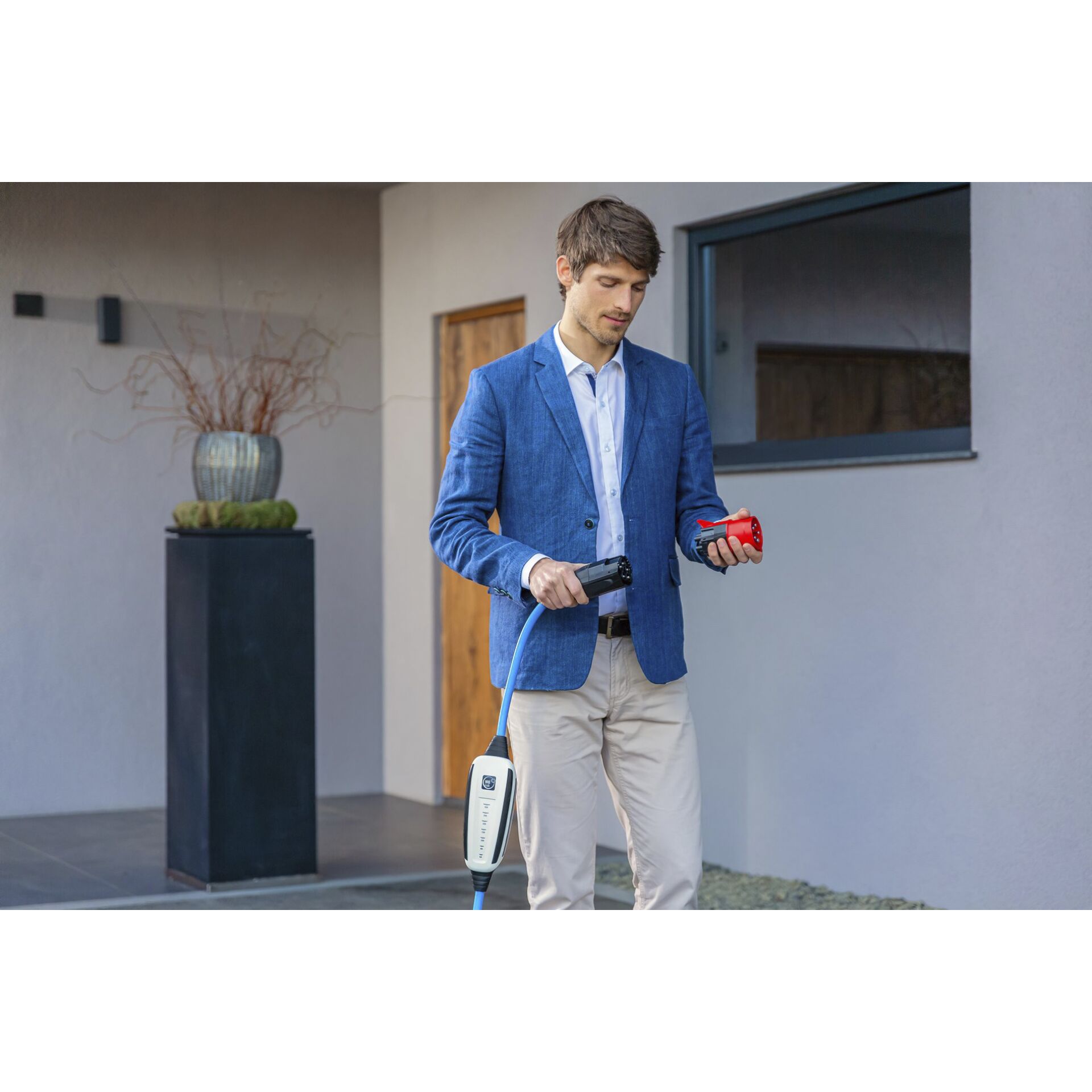 Blazer, Mantel, Jacke, Innenarchitektur, Pflanze im Topf