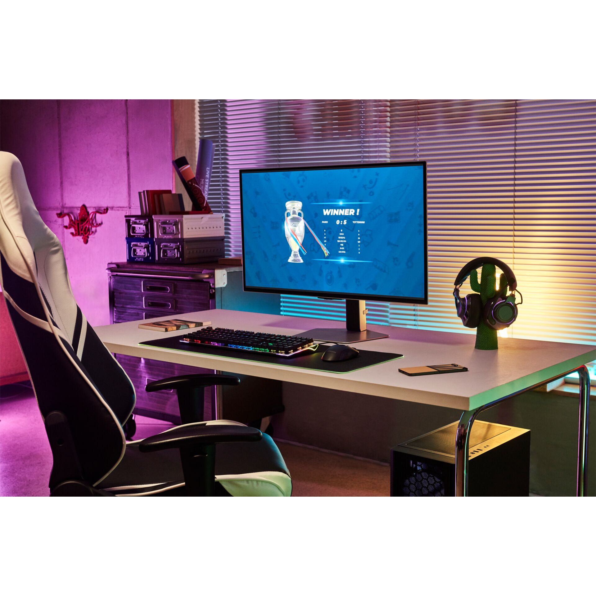 Tabelle, Schreibtisch, Innenarchitektur, Bildschirm, Überwachen