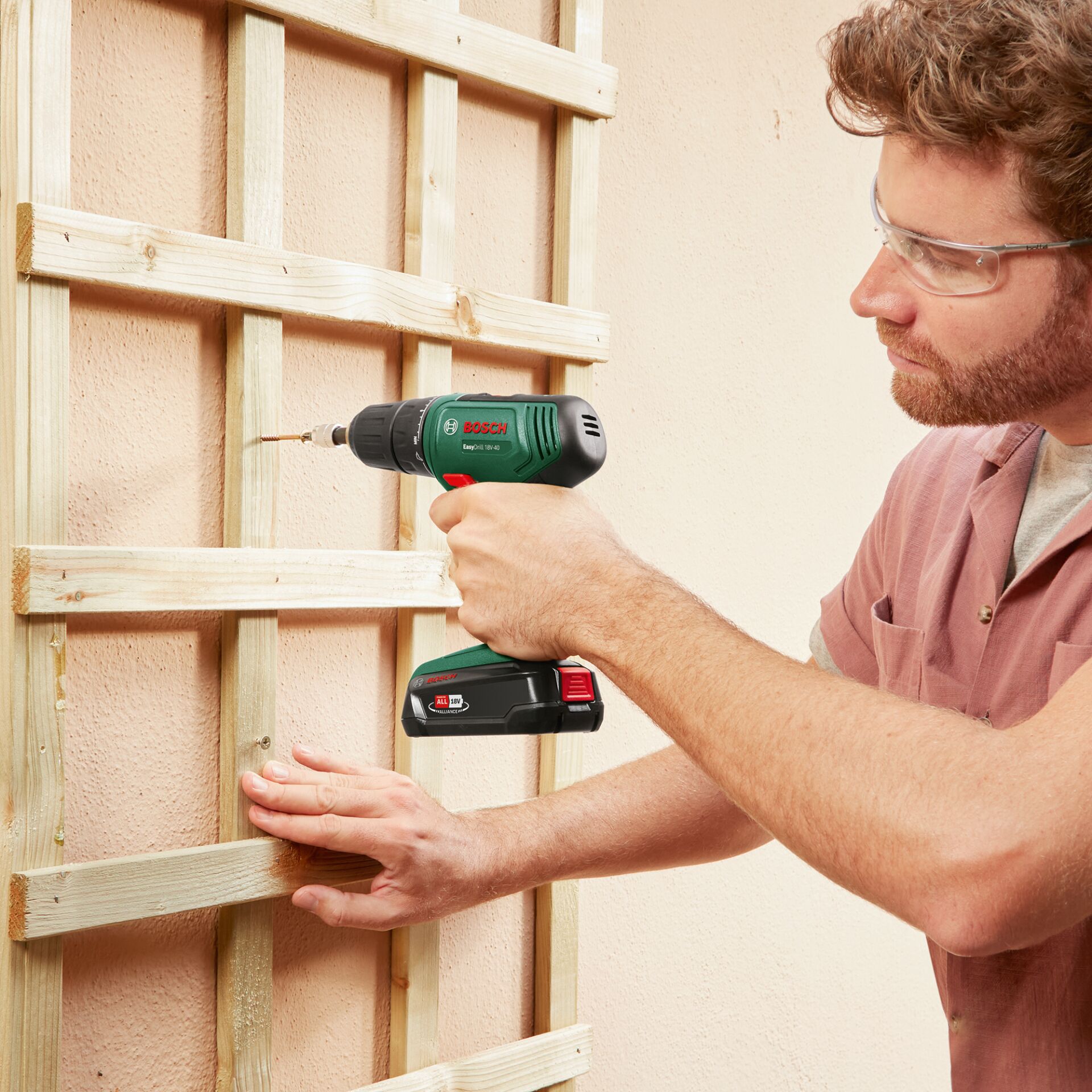 Gerät, Elektrische Bohrmaschine, Werkzeug, Drinnen, Innenarchitektur