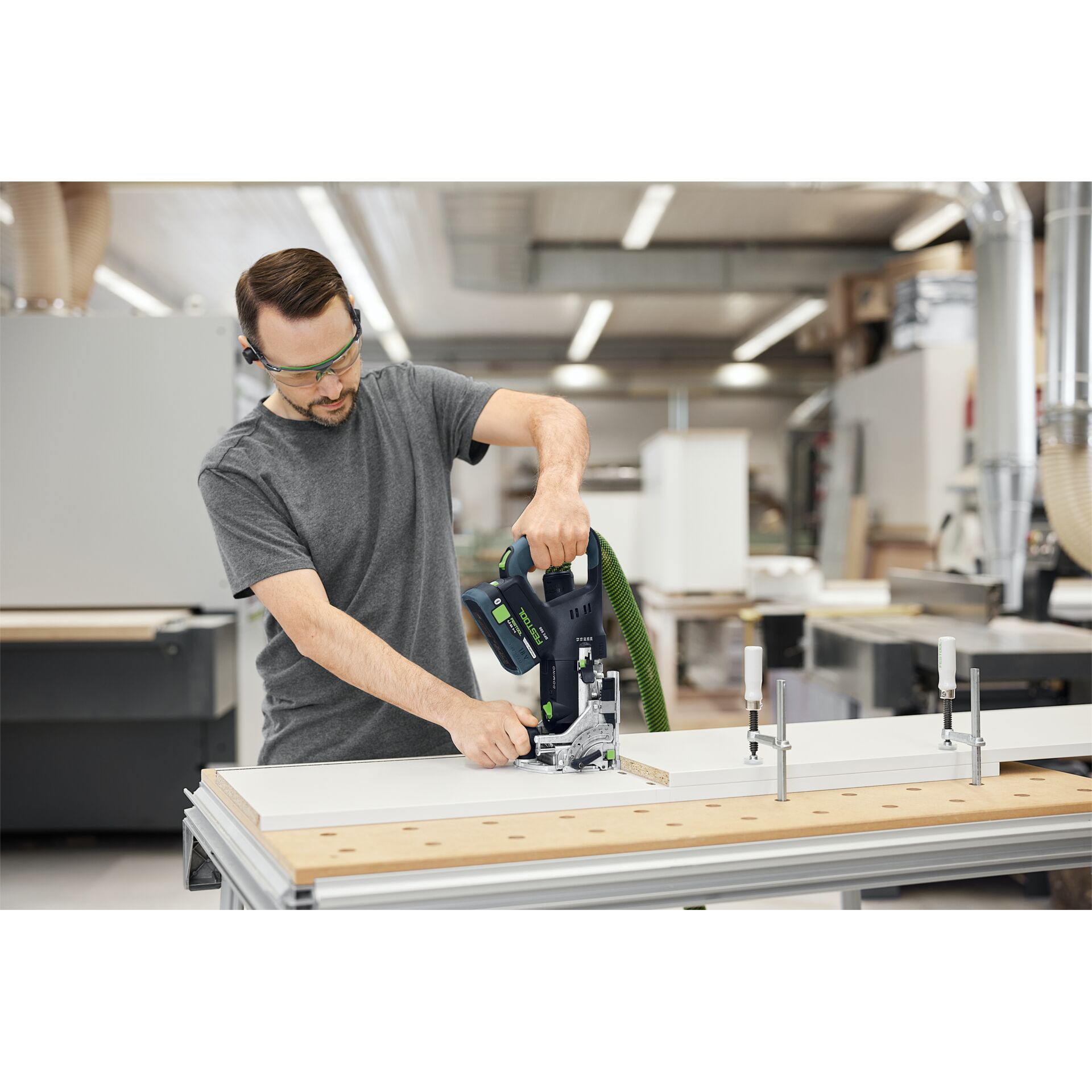 Gerät, Elektrische Bohrmaschine, Werkzeug, Zubehör, Brillen, Gerät, Elektrische Bohrmaschine, Werkzeug, Zubehör, Brillen