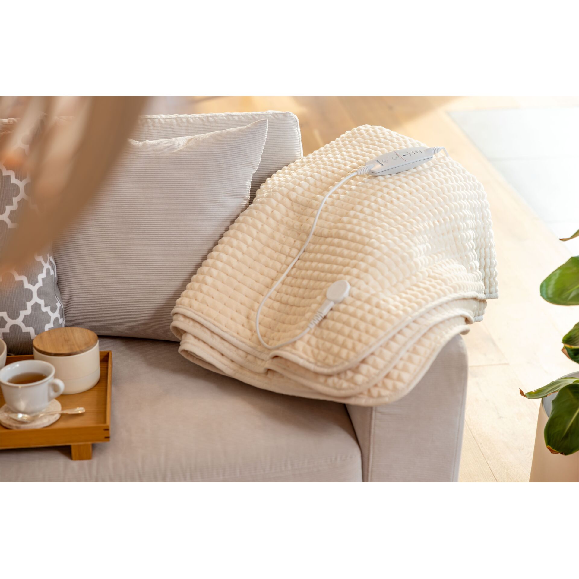 Heizdecke, Kuscheldecke, Gehäkelte Decke, Elektrische Decke, Stromkabel