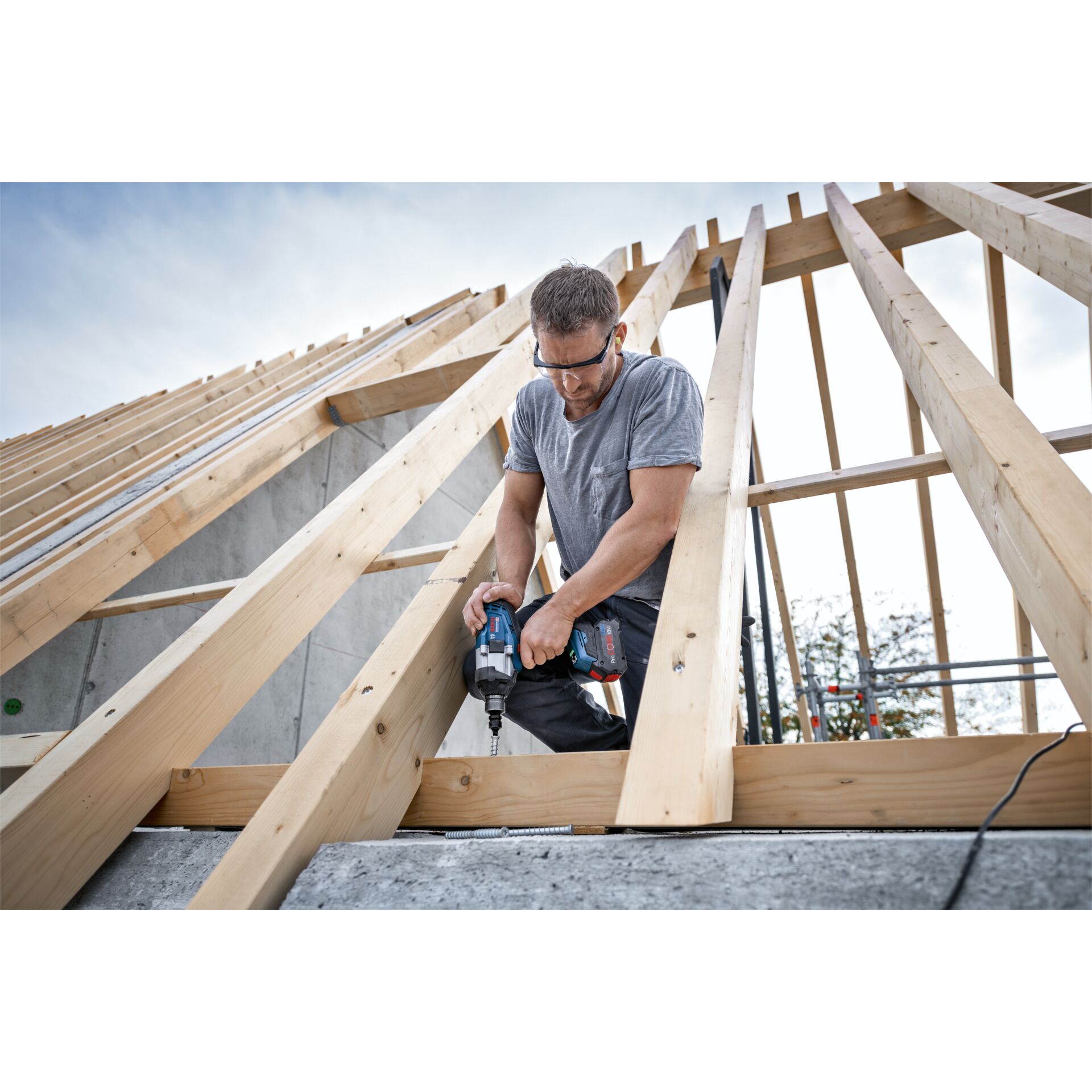 Gerät, Elektrische Bohrmaschine, Werkzeug