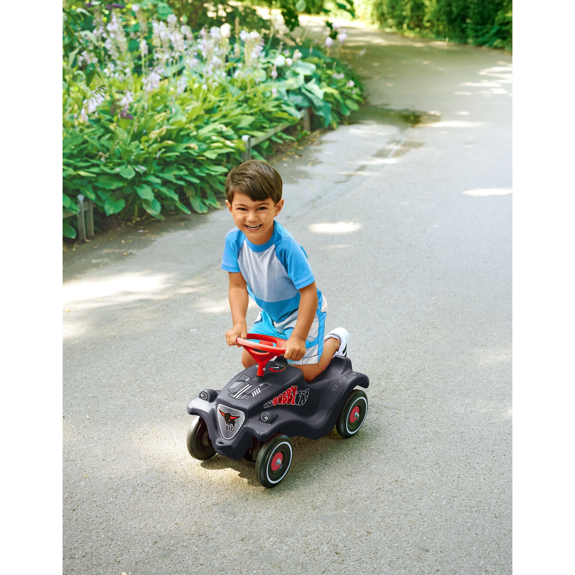 Kind, Rutscher, Elektroauto, Tretfahrzeug, Gartenweg