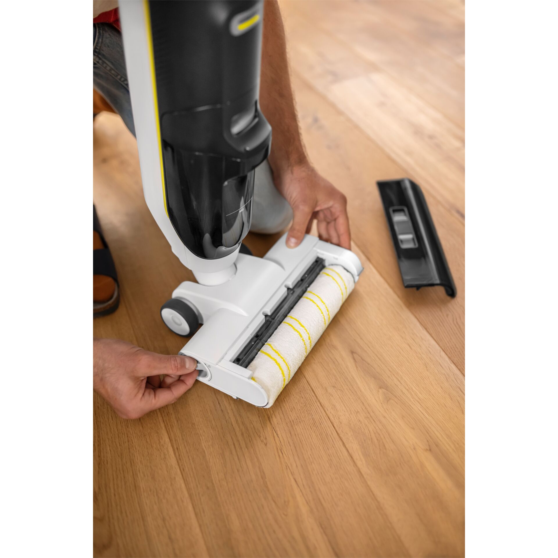 Staubsauger, Bodendüse, Möbelbürste, Wischwalze, Akku-Staubsauger