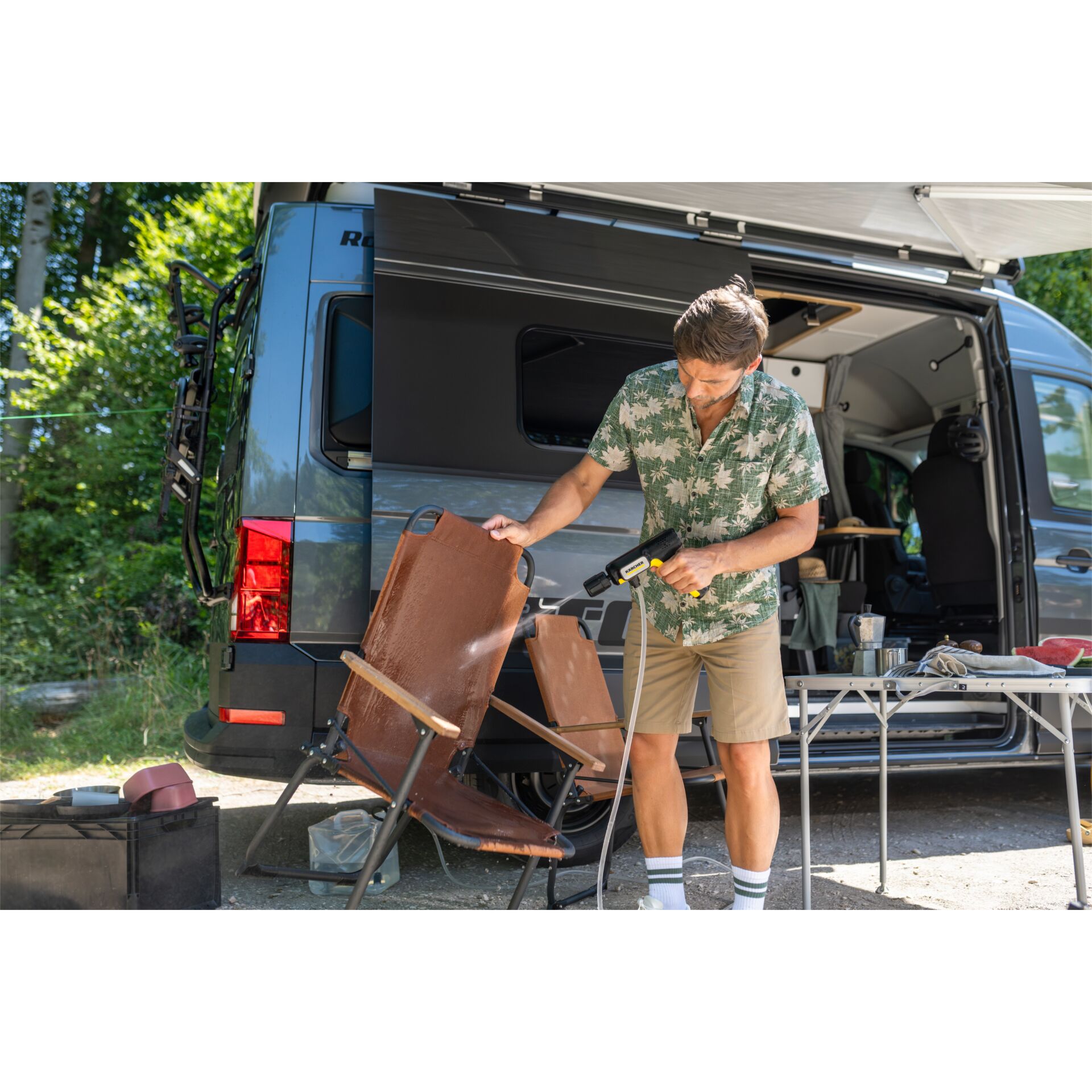 Camping, Van, Klappstuhl, Outdoor-Tisch, Hängemattenstuhl