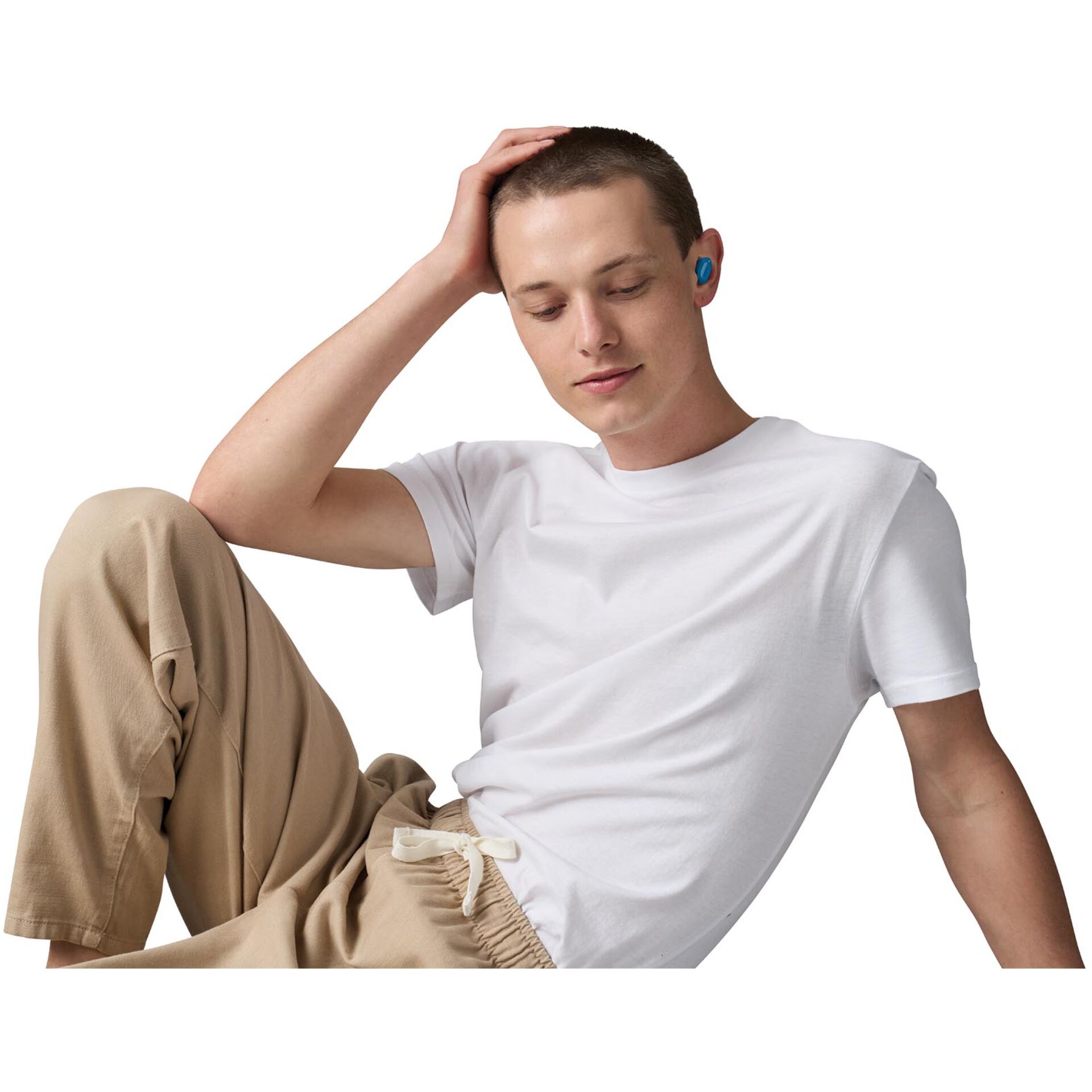 T-shirt, Person, Sitzen, Kopf, Ohrhörer