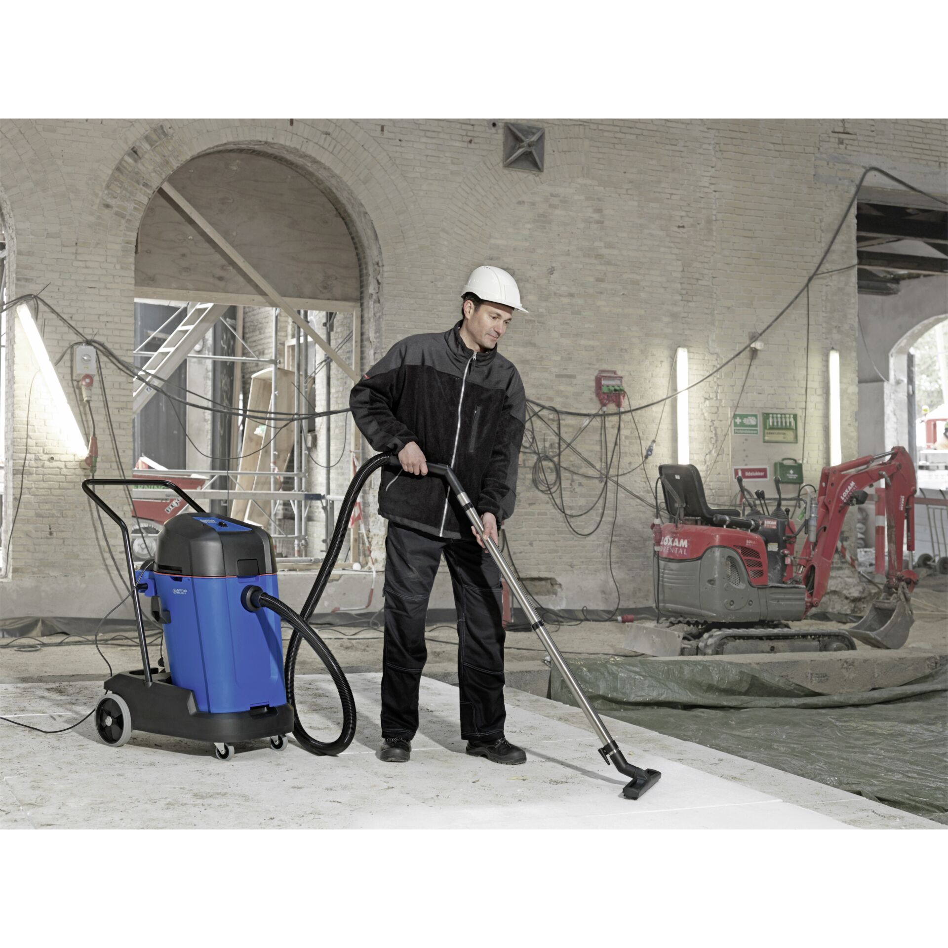 Schuh, Helm, Erwachsener, Mann, Person