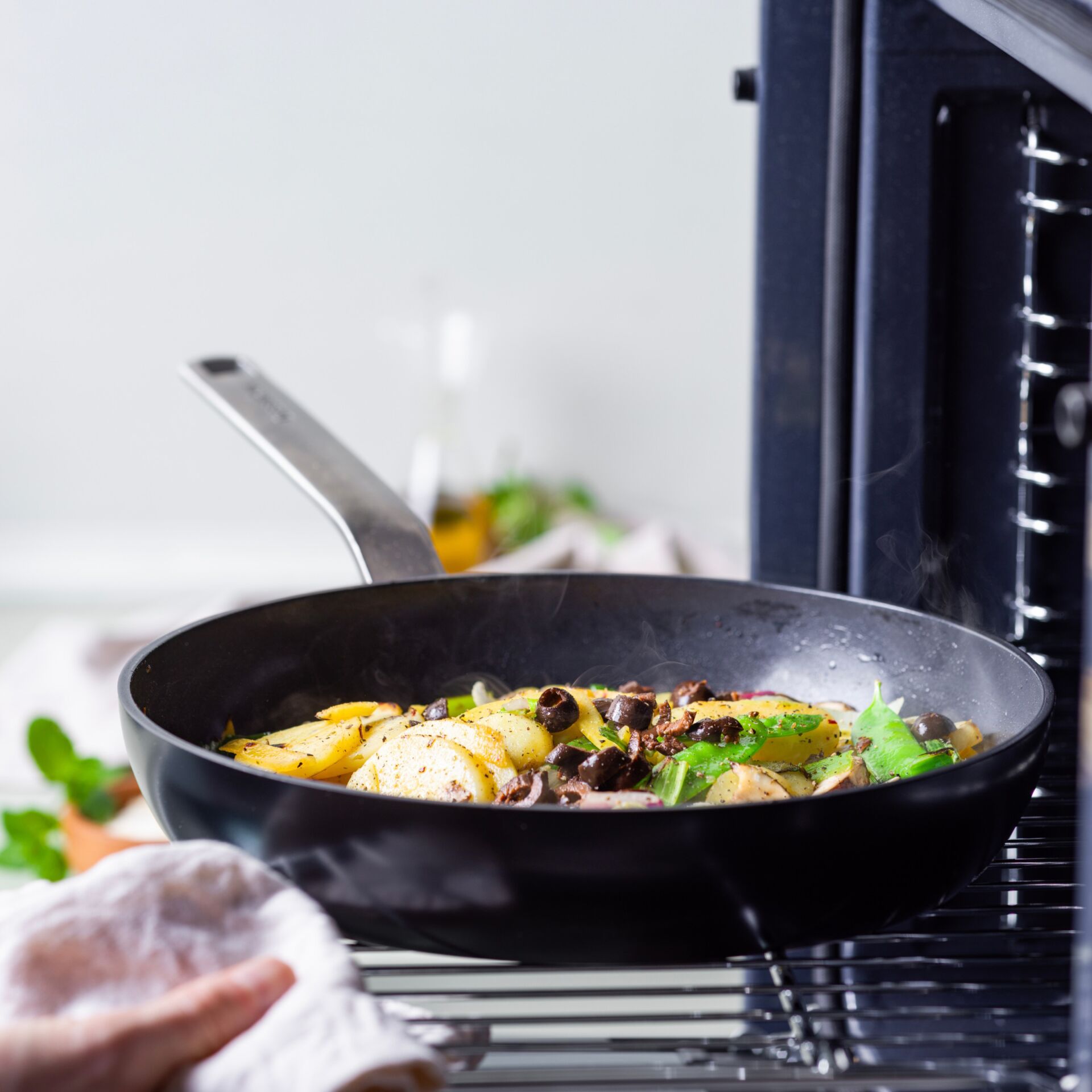 Kochtopf, Kochgeschirr