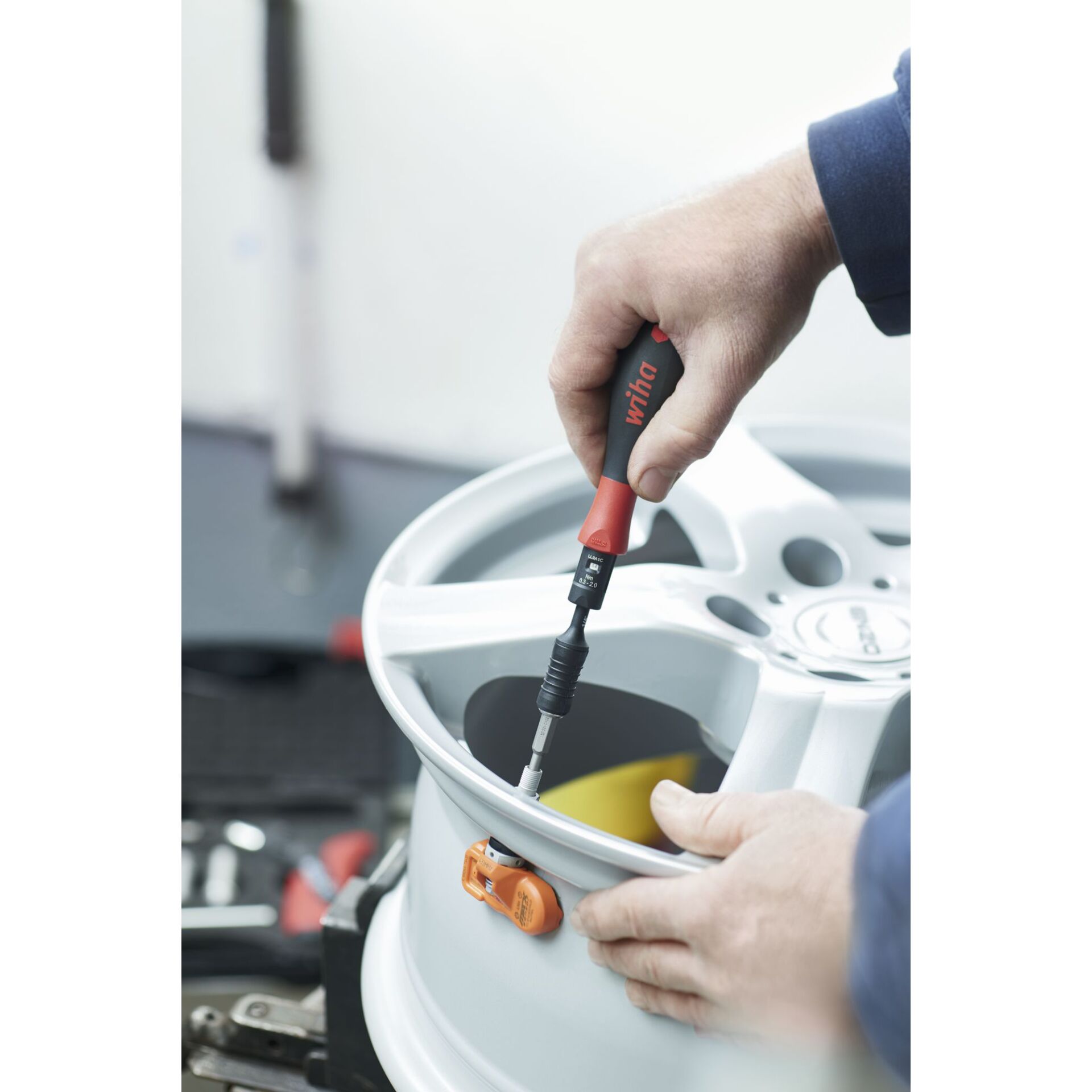 Leichtmetallfelge, Fahrzeug, Rad, Schraubenzieher, Werkzeug