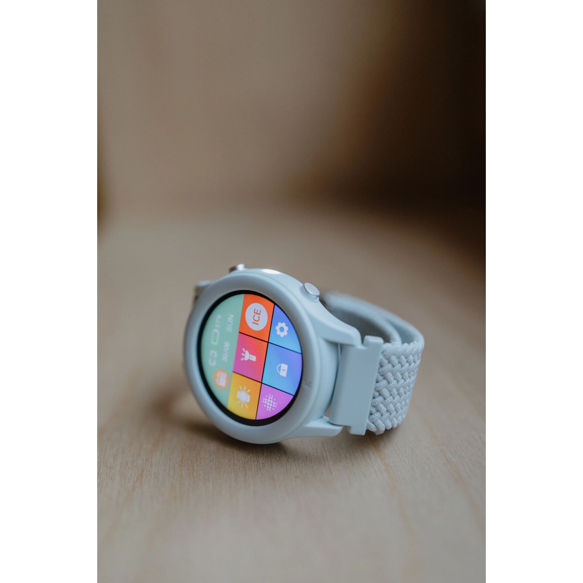 Smartwatch, Farbdisplay, Silikon/Geräted Armband, Runder Bildschirm, Touchscreen