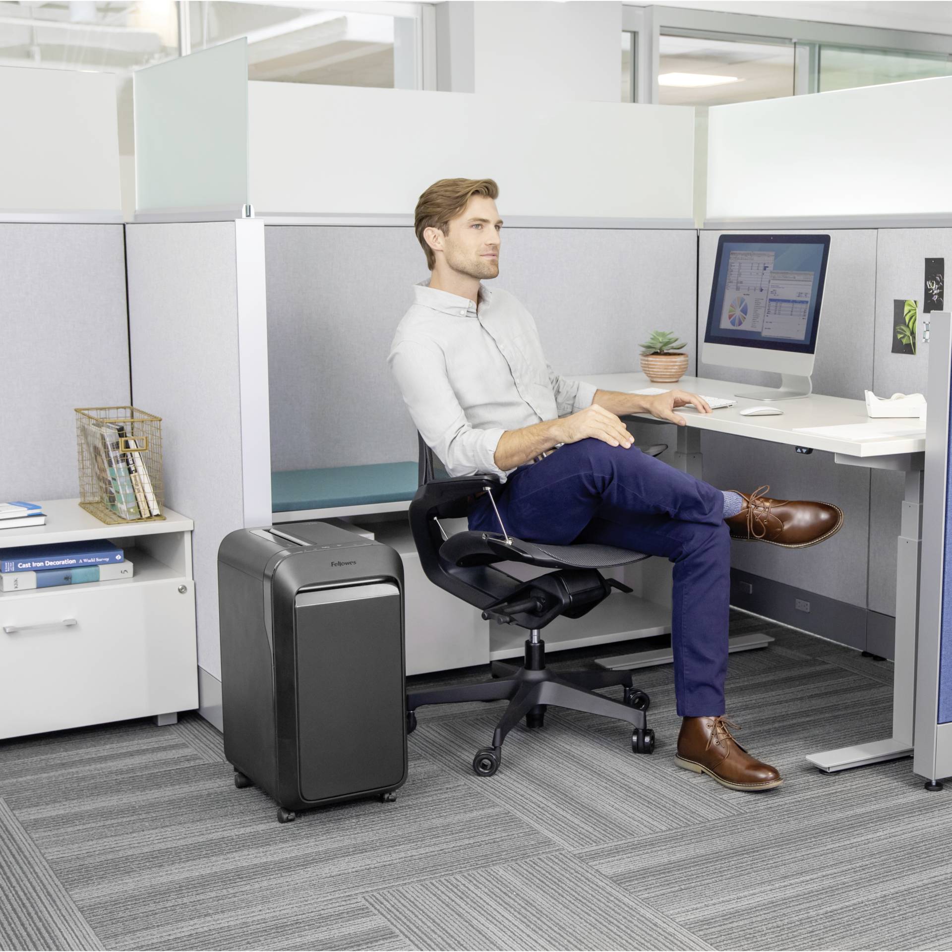 Moebel, Tabelle, Stuhl, Schreibtisch, Person