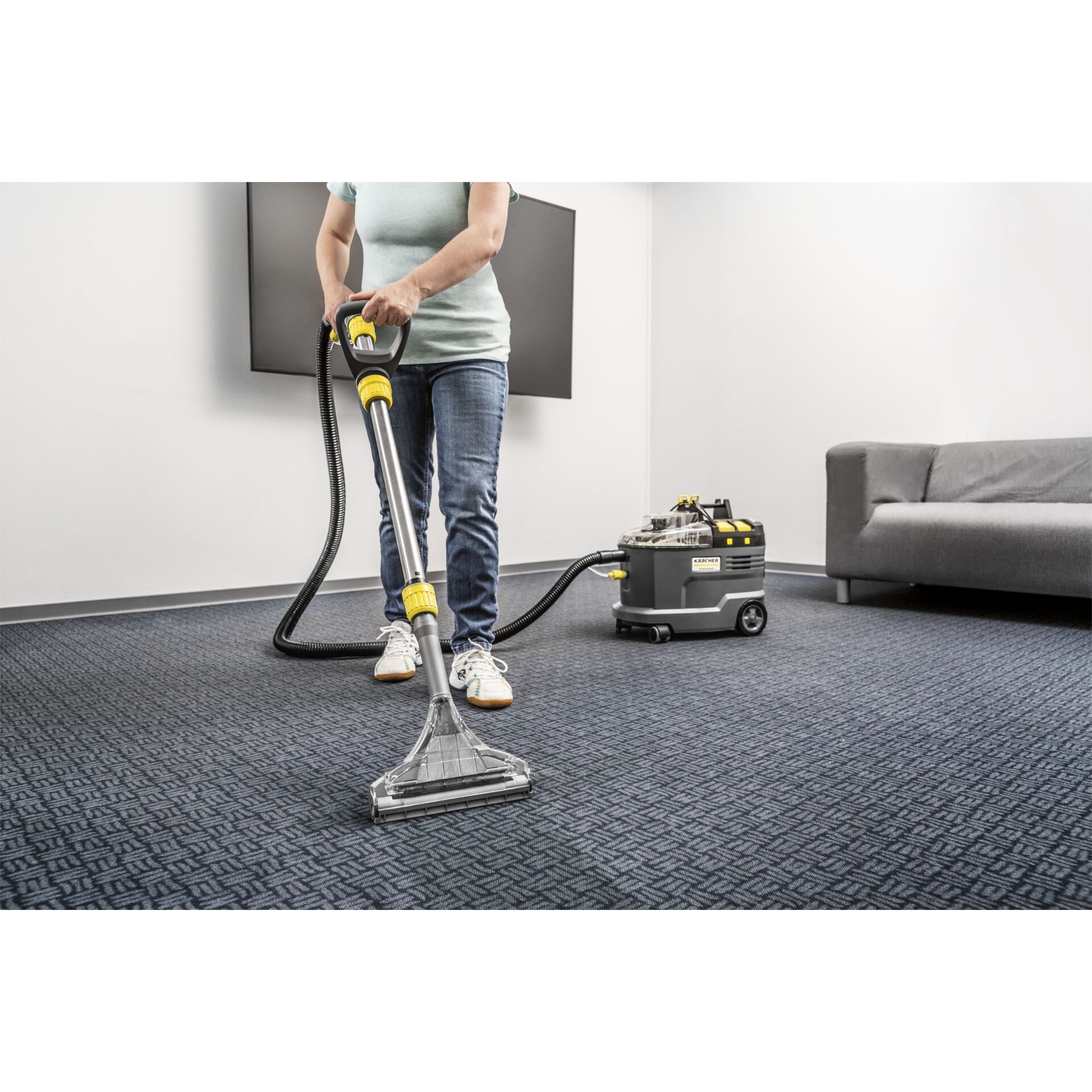 Innenarchitektur, Reinigen, E-Scooter, Couch, Gerät