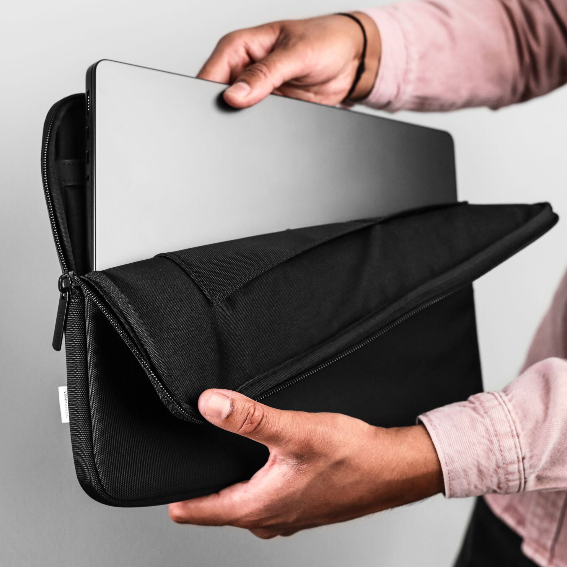 laptop sleeve, Tech-Case, Reißverschlussfach, schwarz, Tablet-Hülle