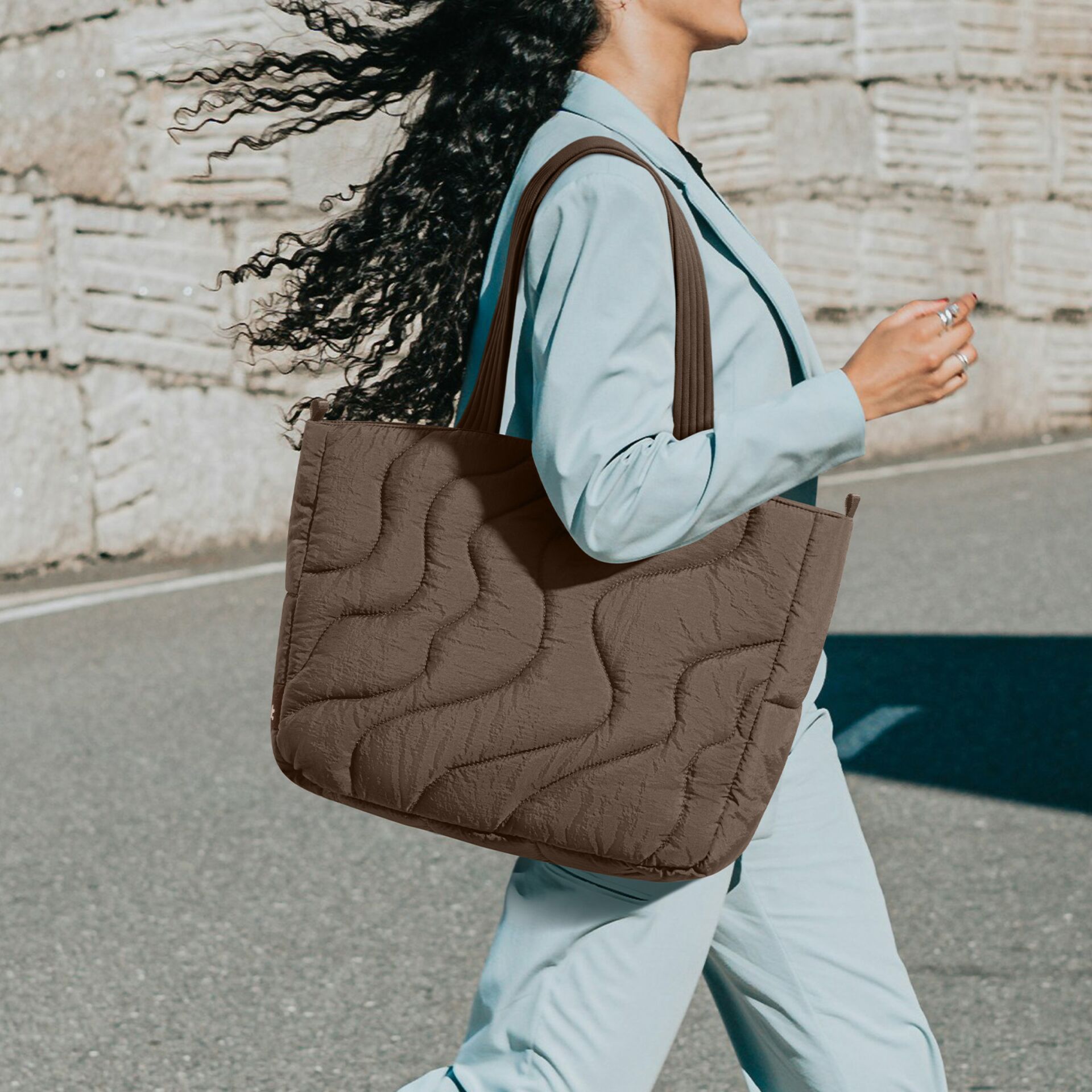 Tote bag, gequiltet, braun, Schultertasche, Alltagsbegleiter