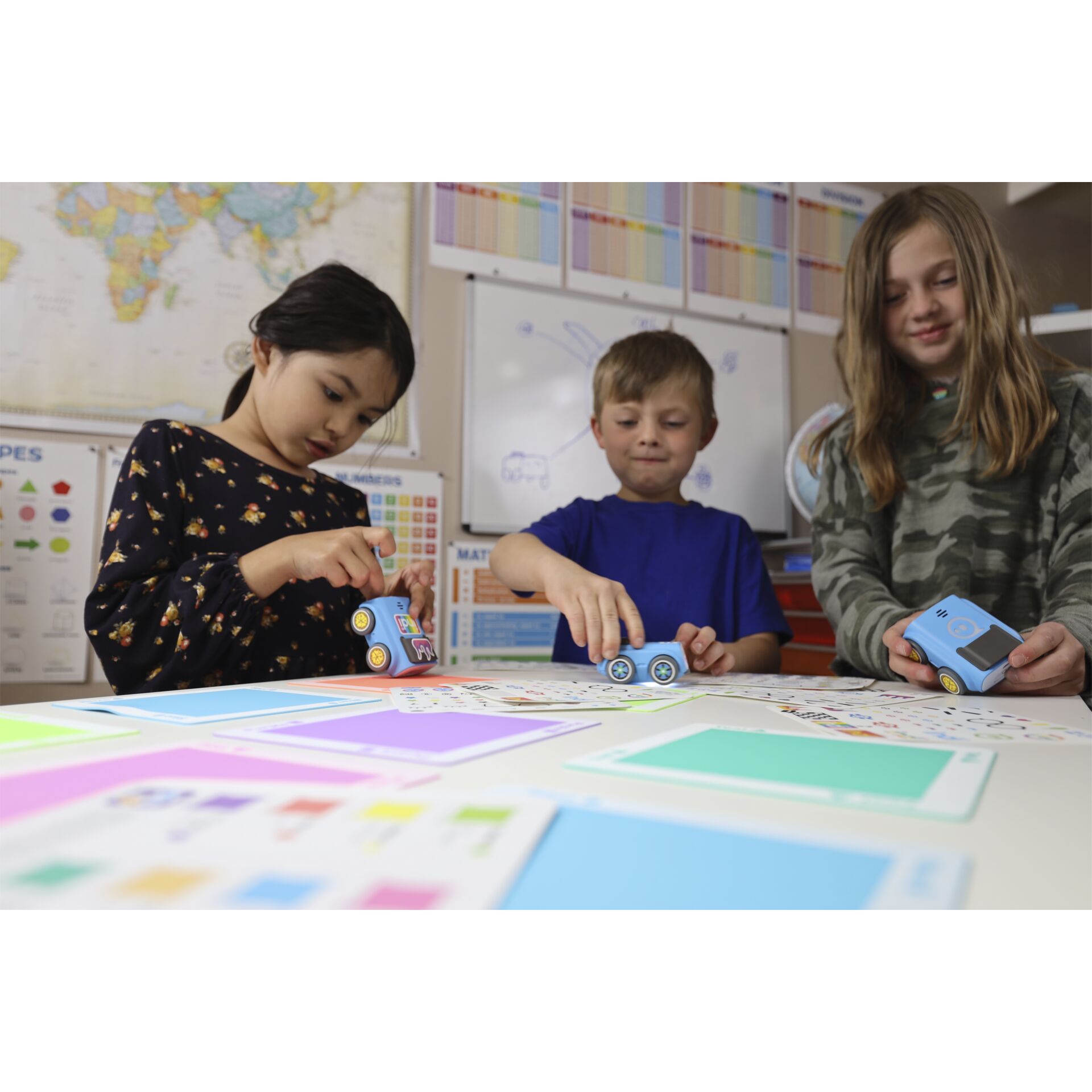 Junge, Kind, Männlich, Person, Schreibtisch