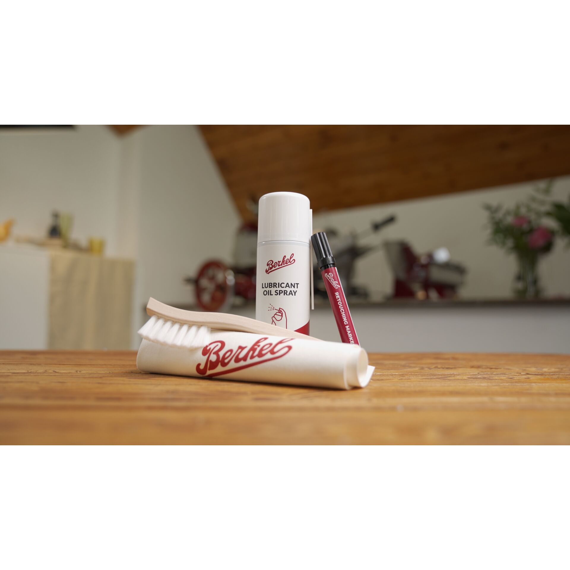 Schmiermittel, Lubricant, Ölspray, Pflegekit, Reinigungszubehör