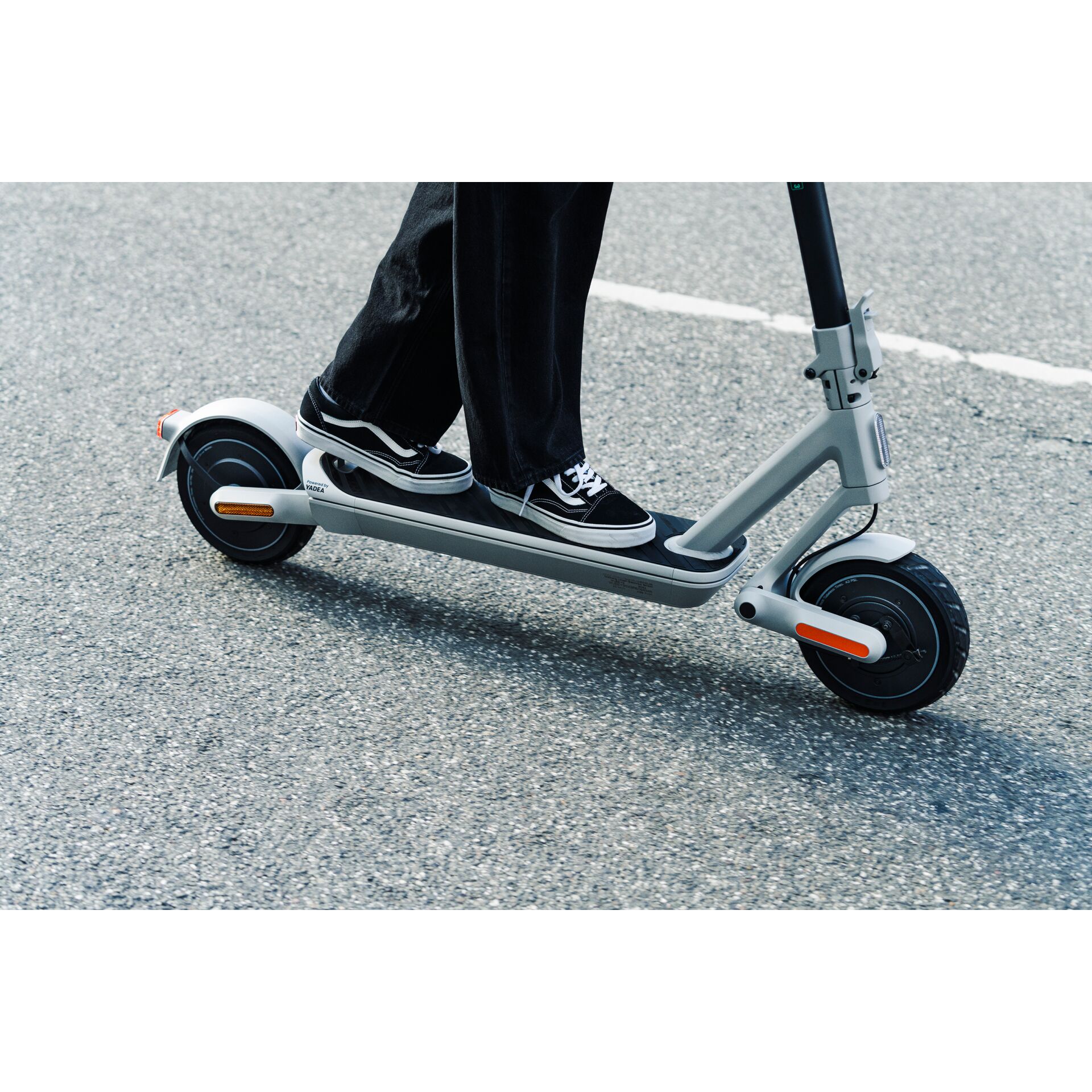 Roller, Transport, Fahrzeug, E-Scooter, Roller, Transport, Fahrzeug, E-Scooter, Roller, Transport, Fahrzeug, E-Scooter, Roller, Transport, Fahrzeug, E-Scooter, Roller, Transport, Fahrzeug, E-Scooter, Roller, Transport, Fahrzeug, E-Scooter