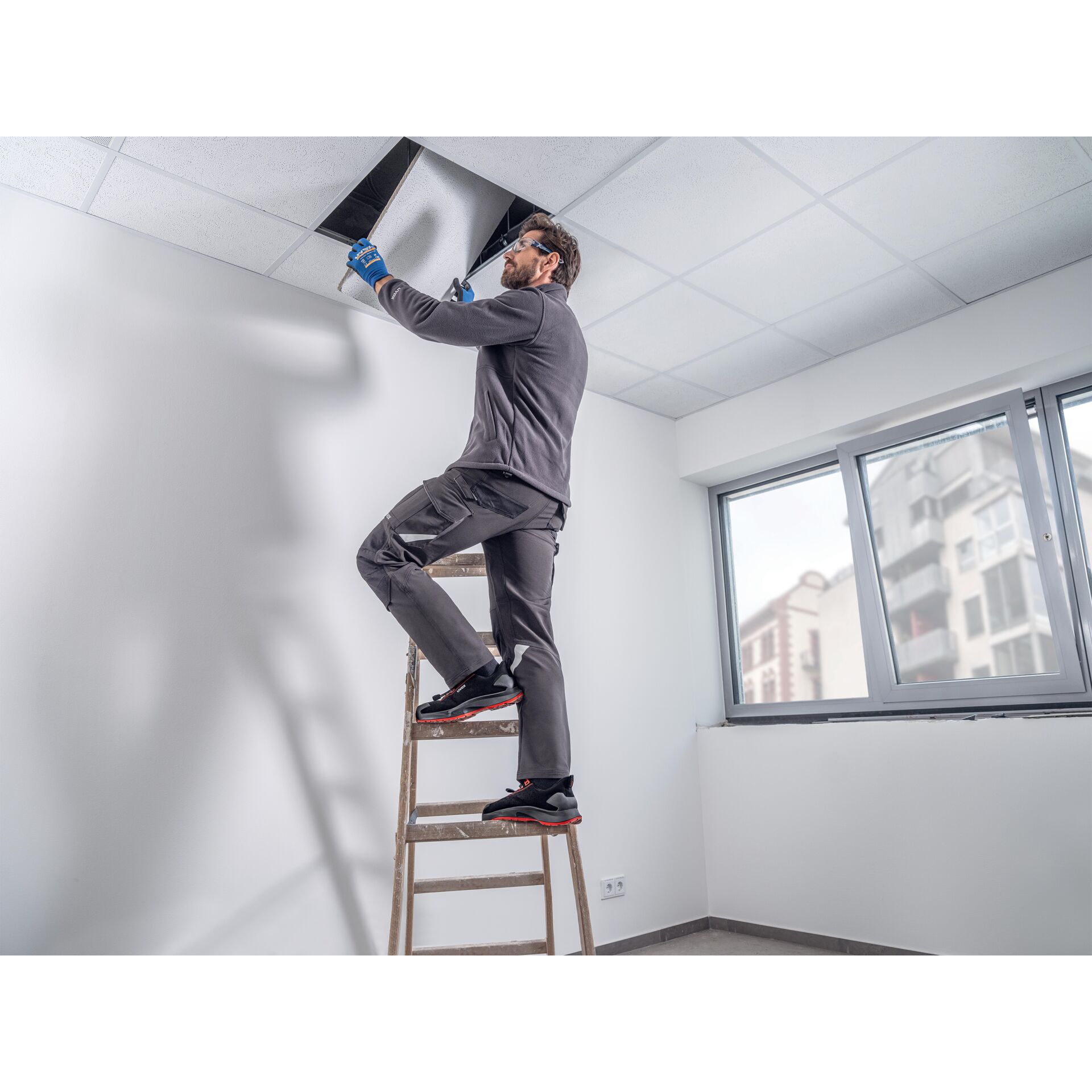 Drinnen, Innenarchitektur, Kleidung, Handschuh