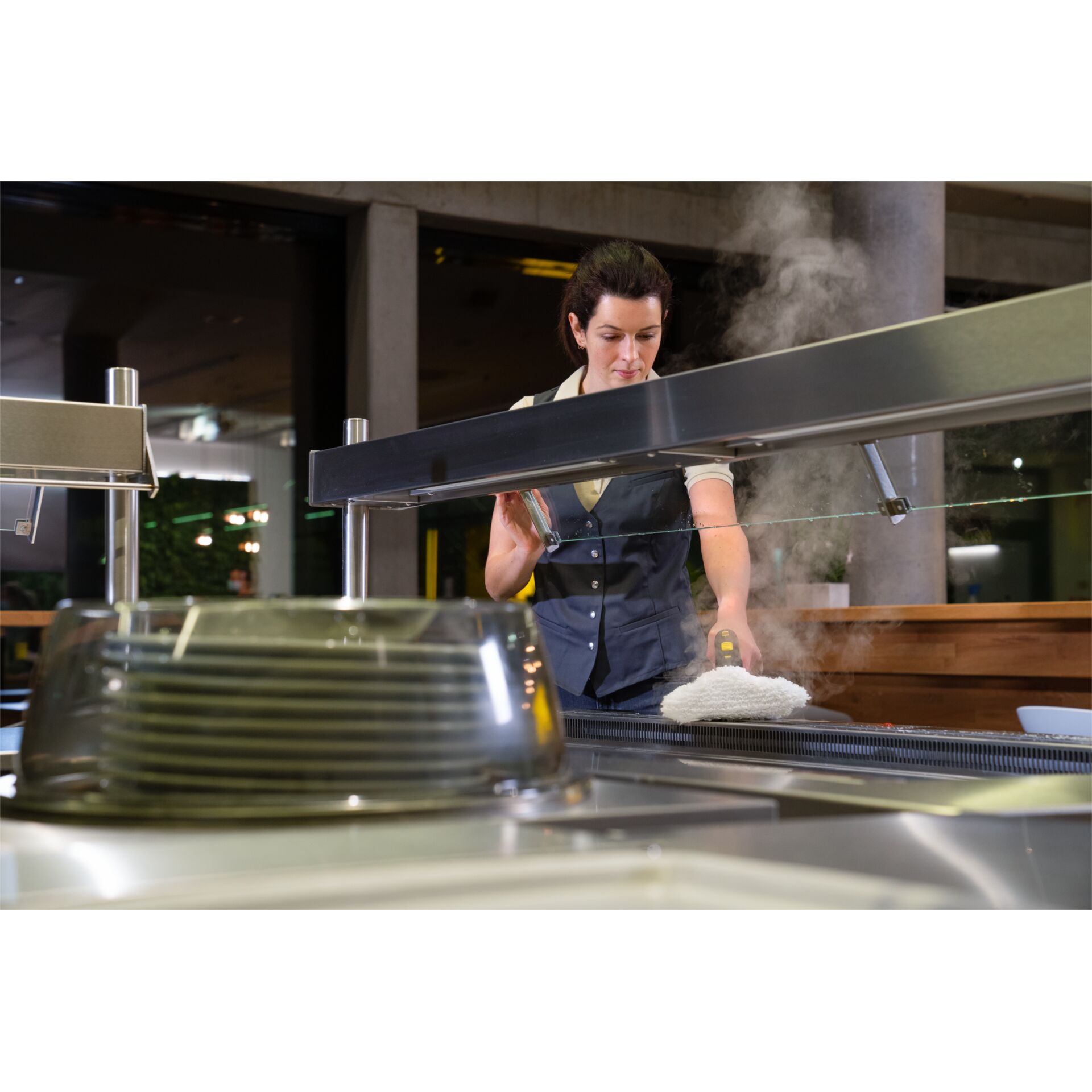 Person, Kochpfanne, Kochgeschirr