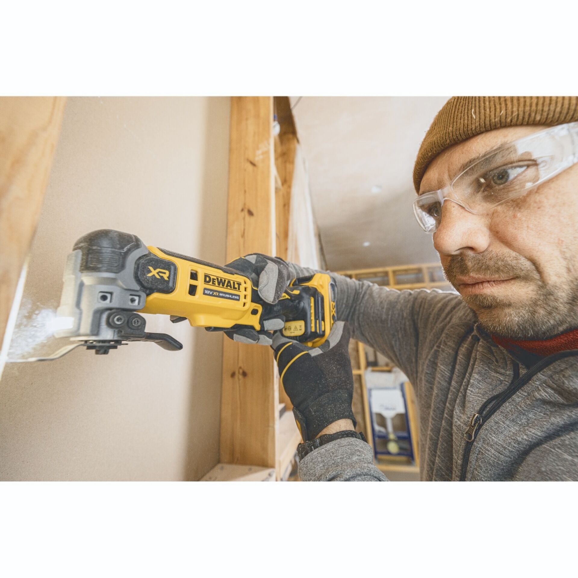 Akkuschrauber, DeWalt, Werkzeug, Baustelle, Schutzbrille