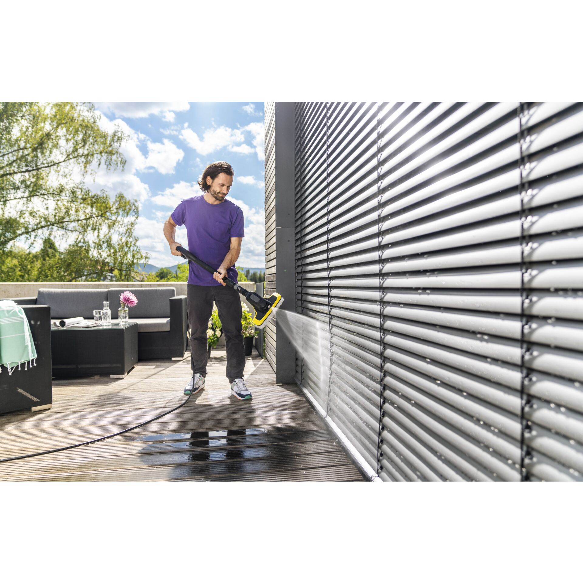 Innenarchitektur, Tasse, Schuh, Person, Axt