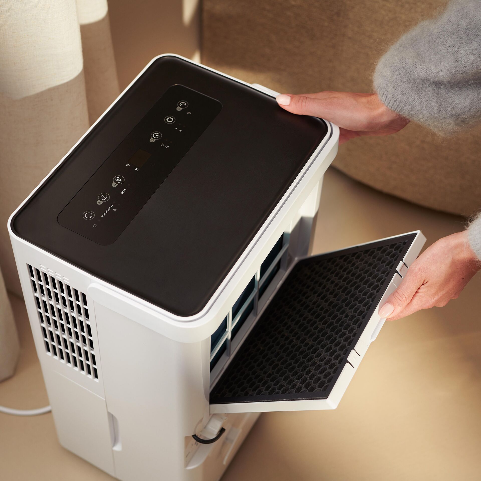 Luftreiniger, Hygienegerät, Filter, Steuerpanel, Schwarz-weiß