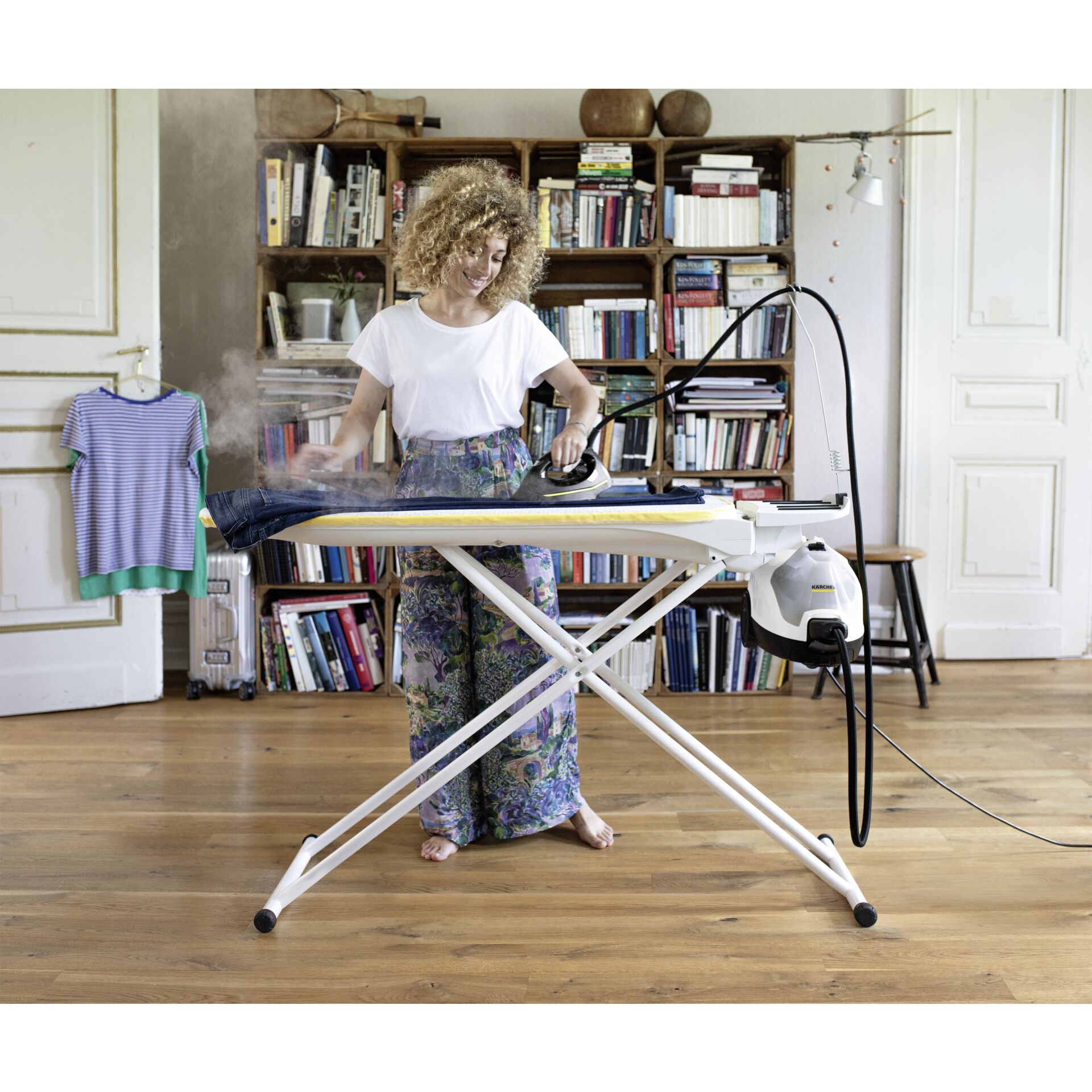 Moebel, Tabelle, Schreibtisch, Kind, Person