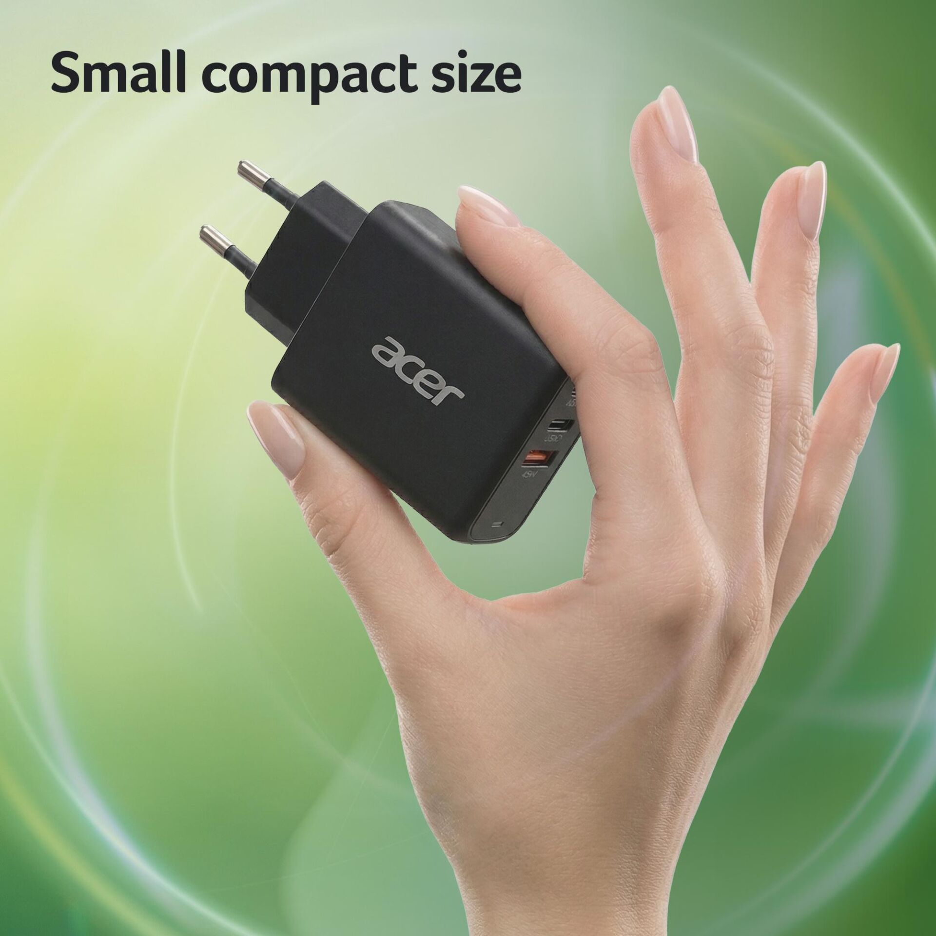 AC adapter, Power adapter, USB ports, Plug-in charger, Kompakte Größe