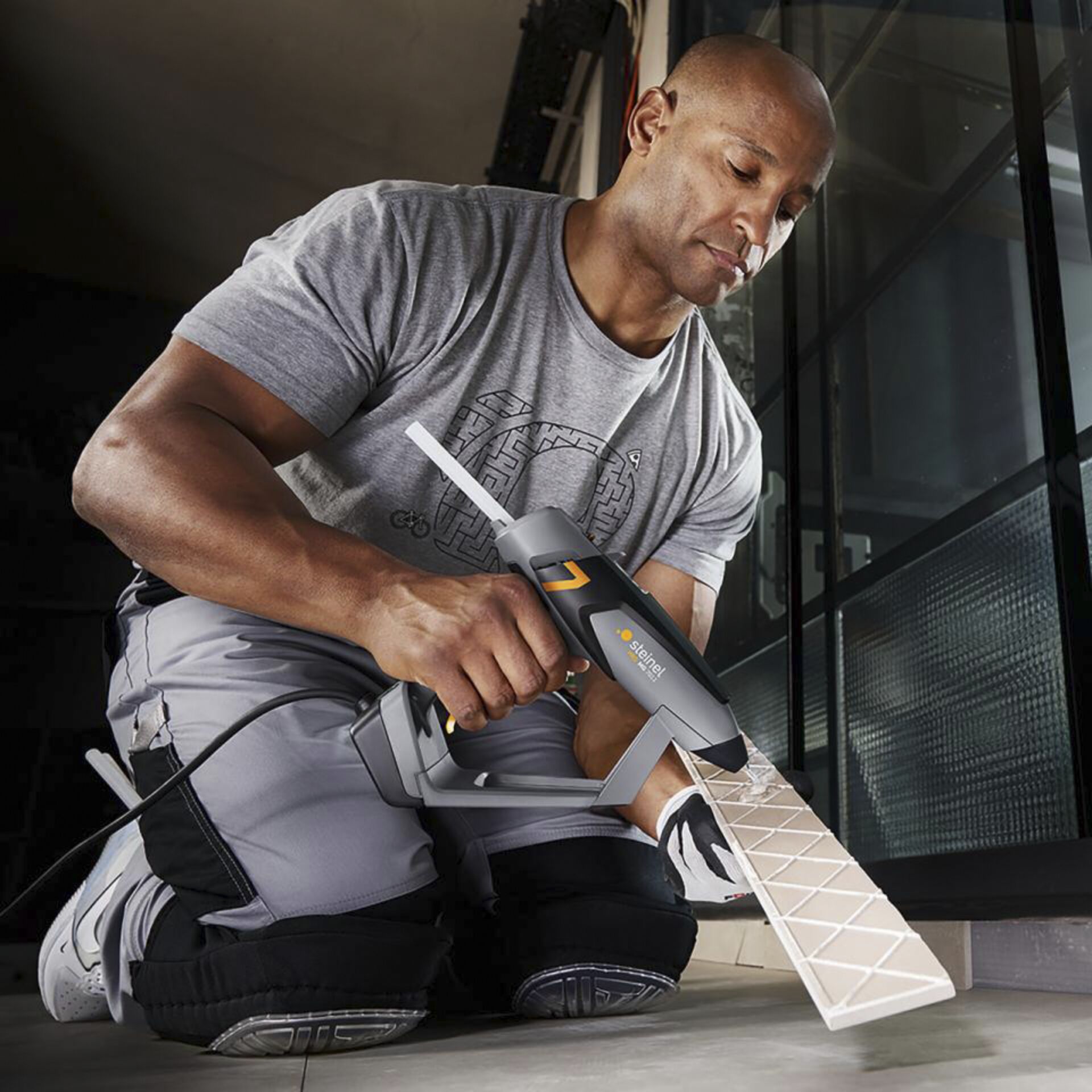 Gerät, Elektrische Bohrmaschine, Werkzeug, Person, Arbeiter