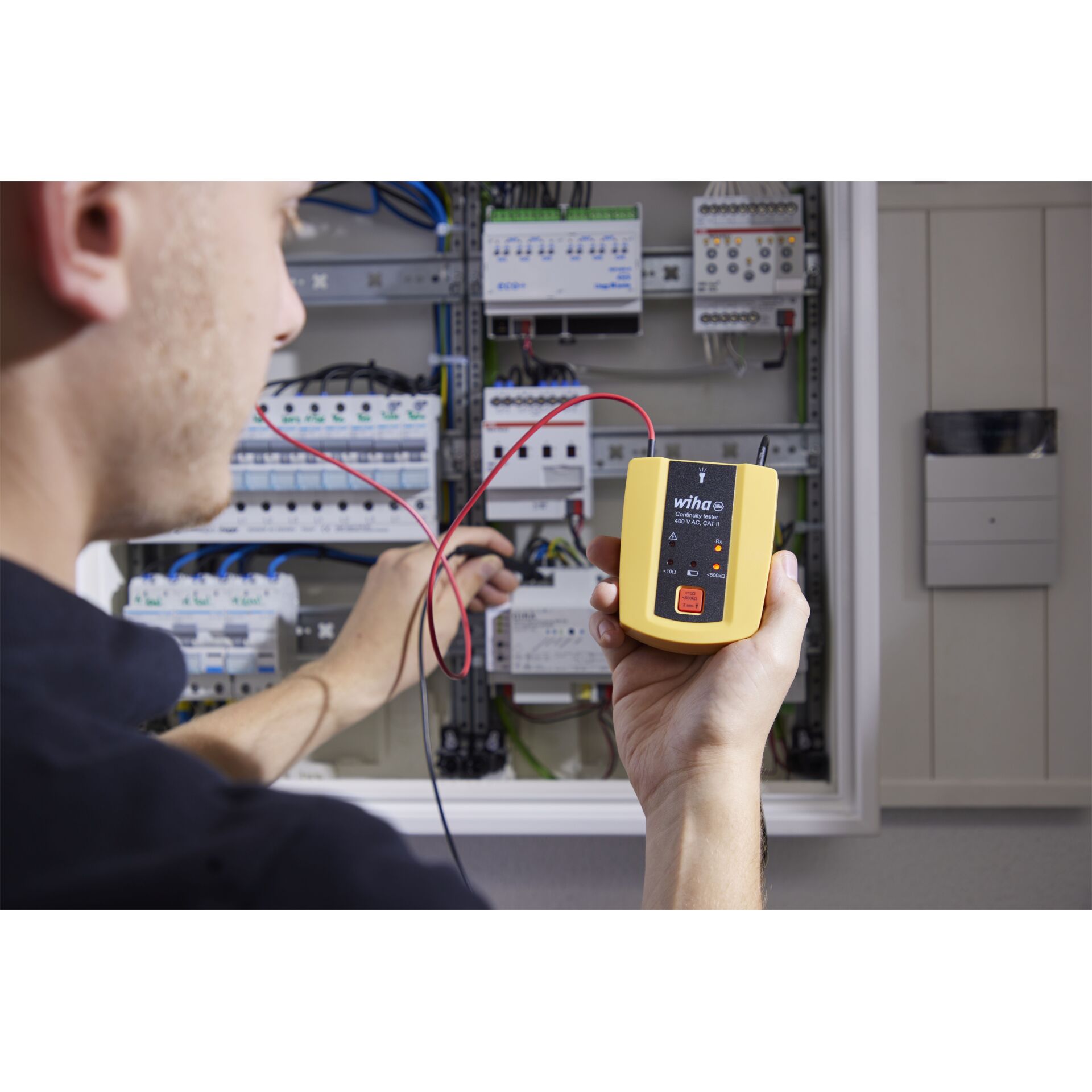 Verkabelung, Erwachsener, Männlich, Mann, Person