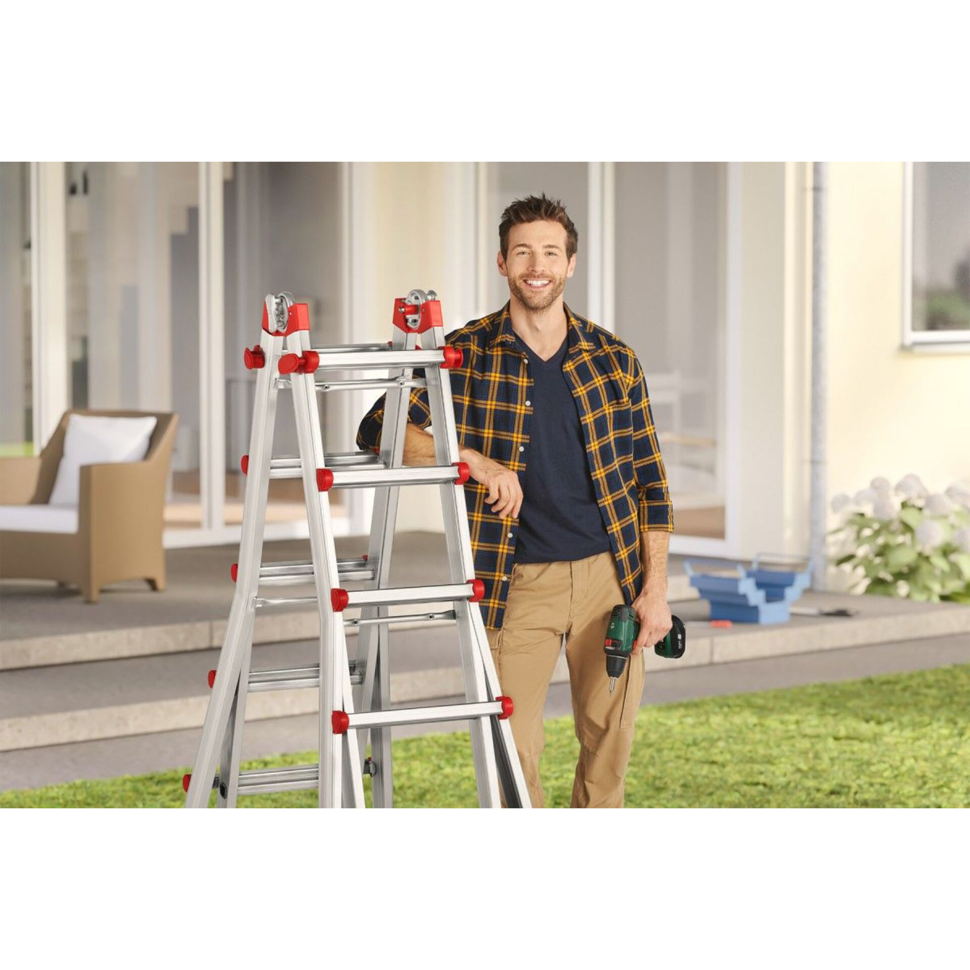 Leiter, Aluminiumleiter, Mehrzweckleiter, Foldable ladder, Außenbereich