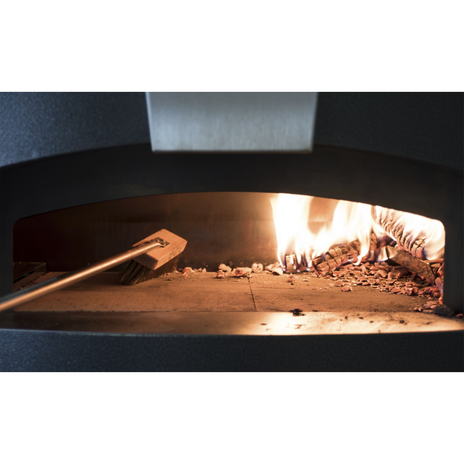 Kamin, Drinnen