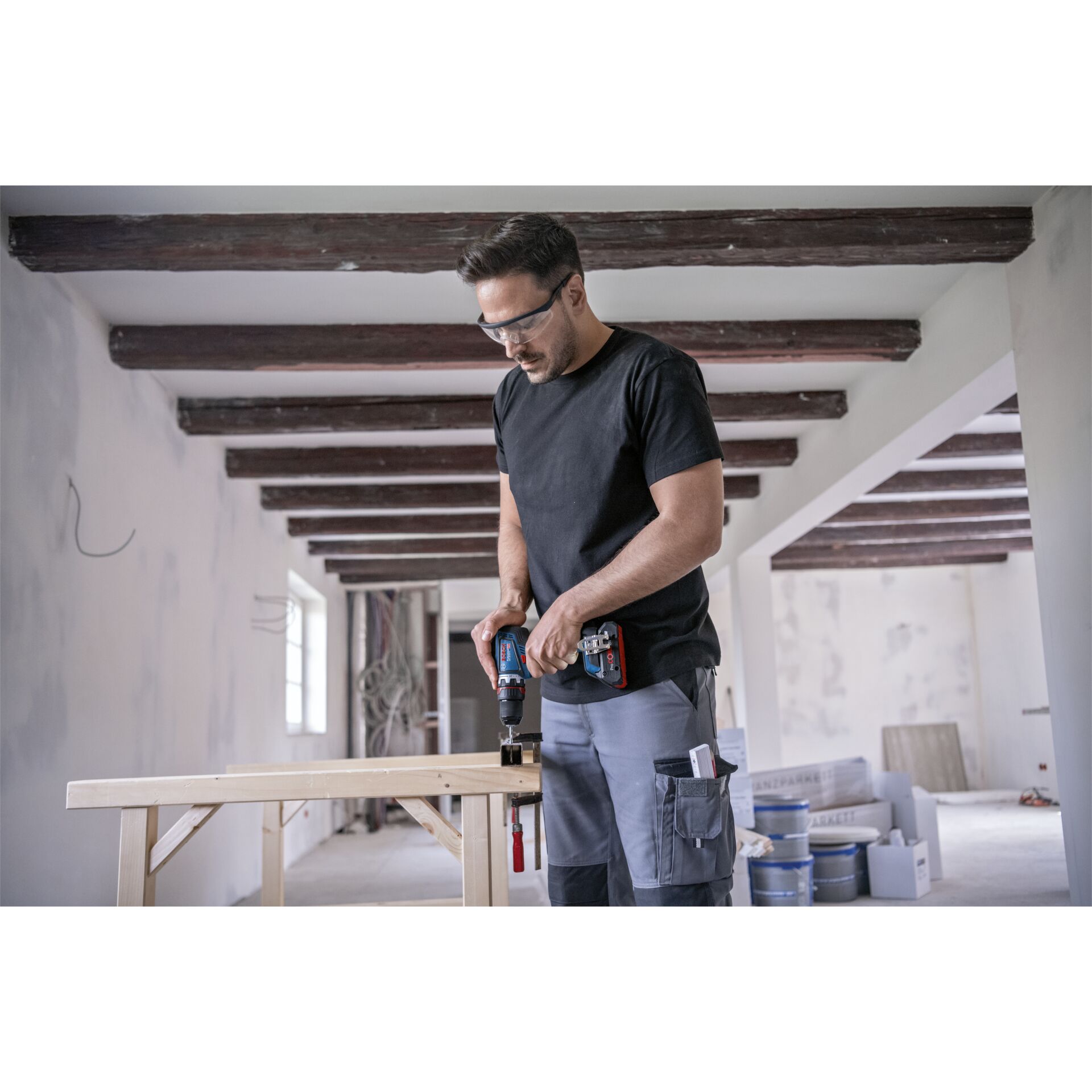 Gerät, Elektrische Bohrmaschine, Werkzeug