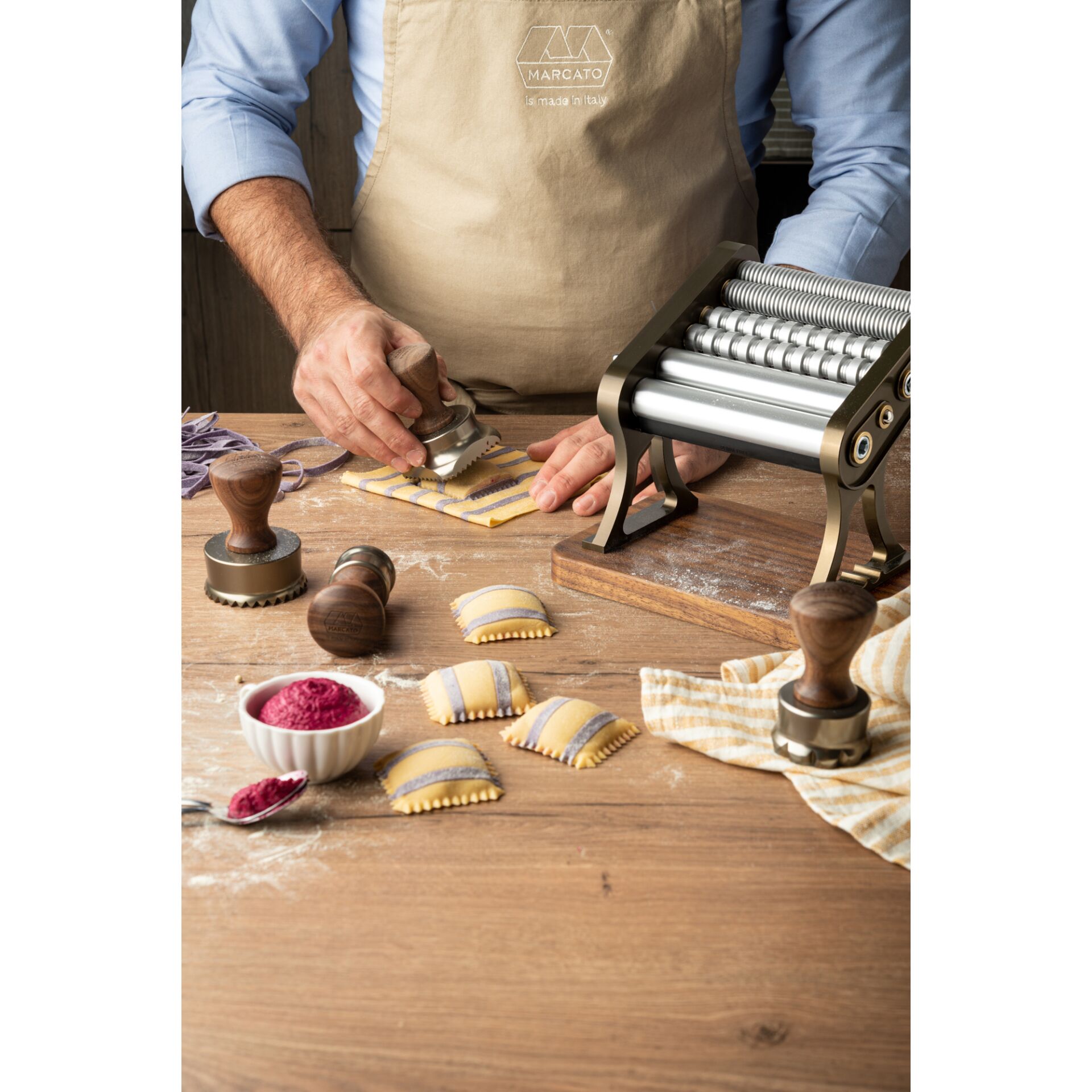 Pasta maker, Noodles, Nudelmaschine, Teig, Küchenwerkzeug
