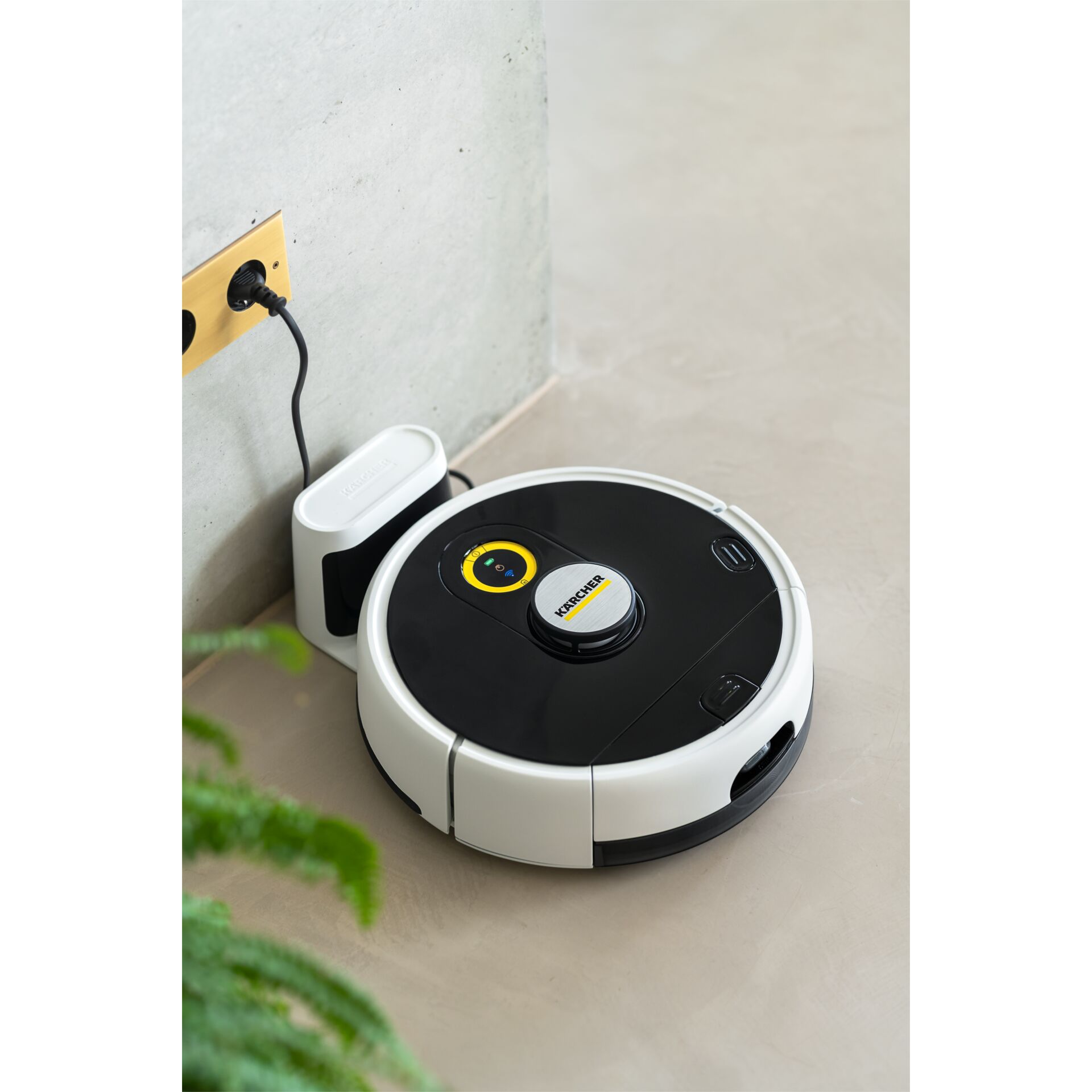 Roboterstaubsauger, Saugroboter, Ladebasis, Kreisförmige Form, Weiß-Schwarz, Roboterstaubsauger, Saugroboter, Ladestation, Schwarz-Weiß, Kärcher