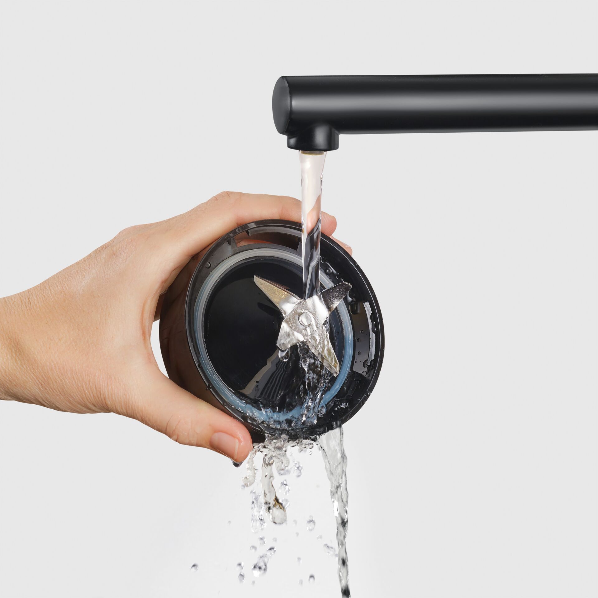 Mixer-Messereinheit, Edelstahlklingen, schwarzes Gehäuse, abnehmbarer Messeraufsatz