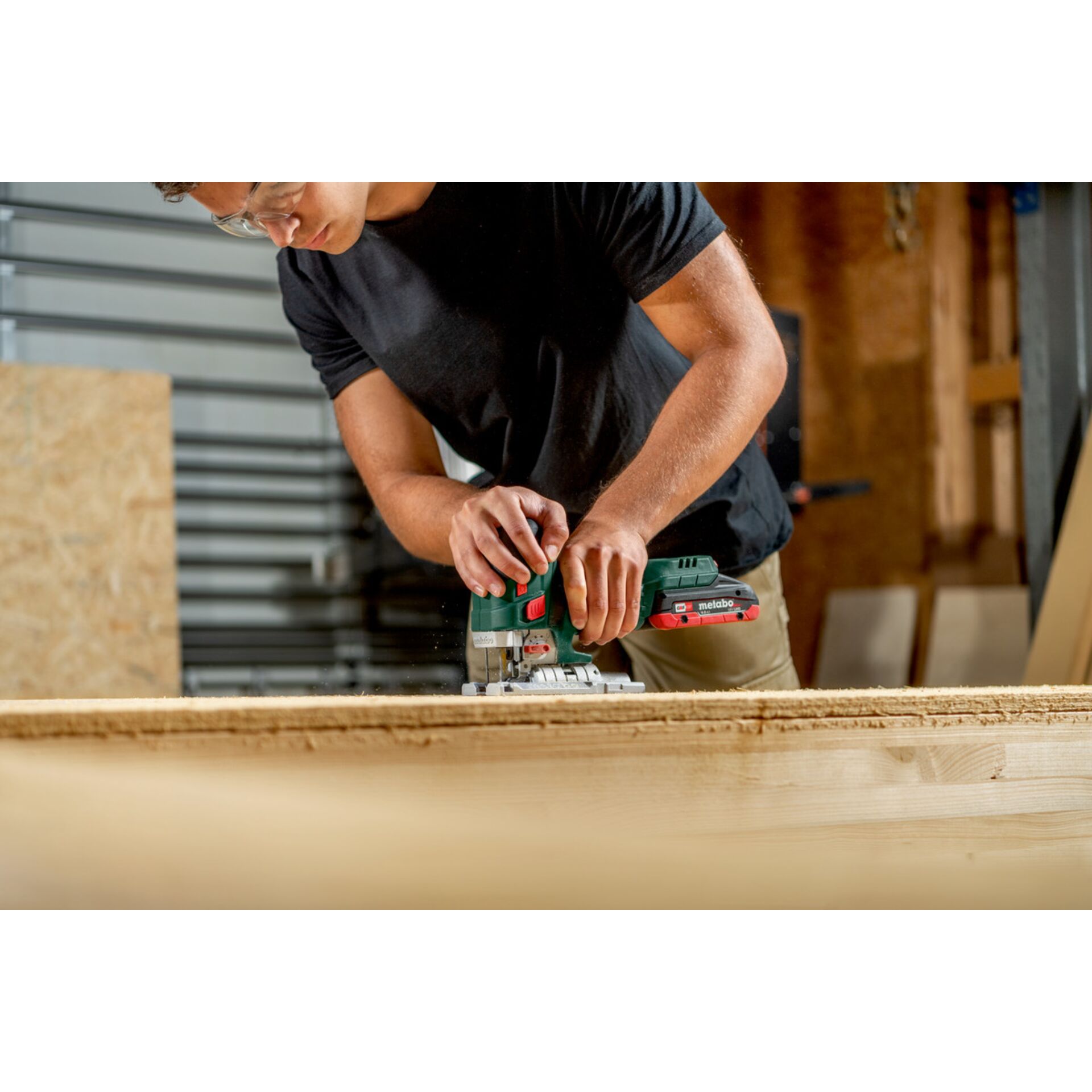 Elektrische Bohrmaschine, Erwachsener, Männlich, Mann, Person