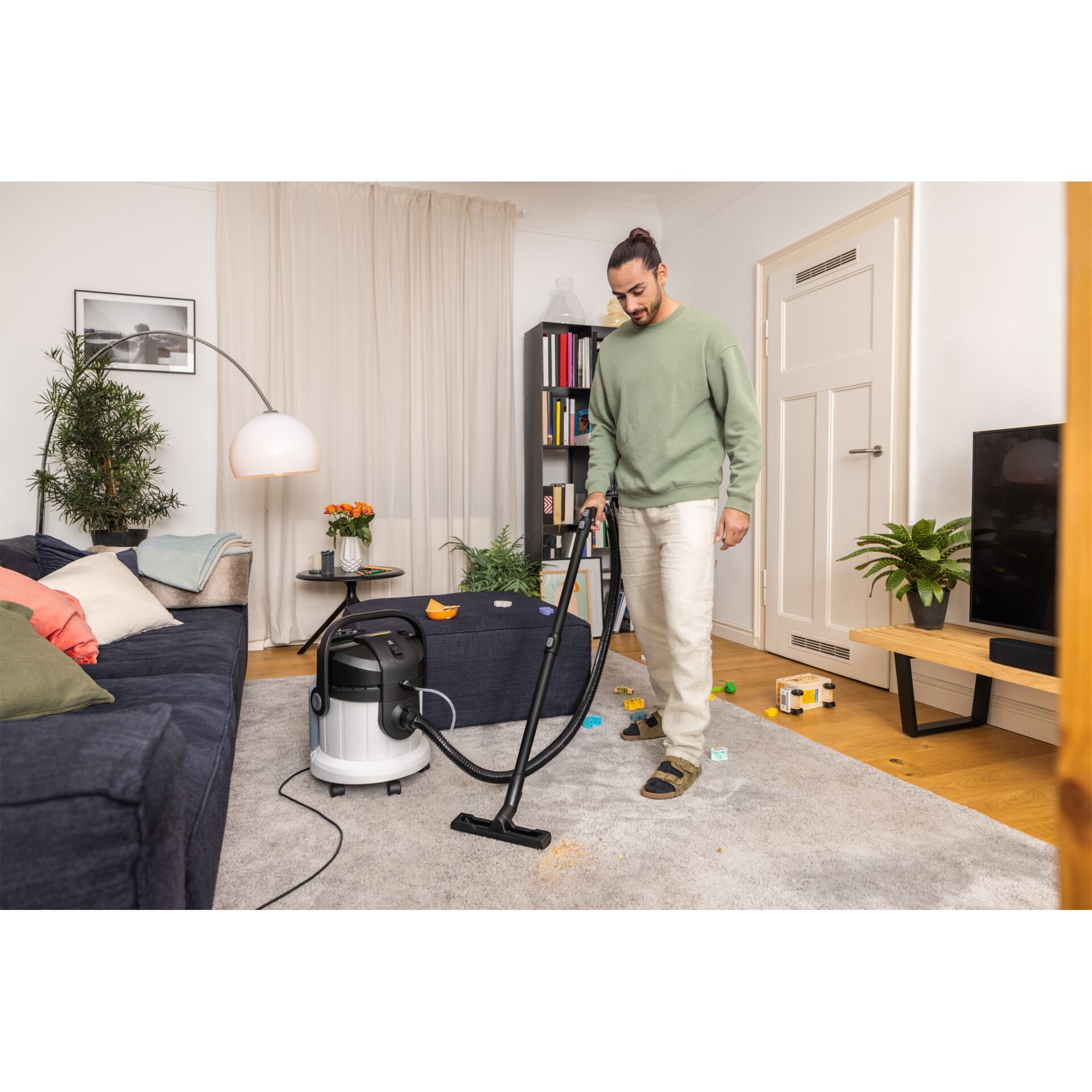 Innenarchitektur, Lampe, Erwachsener, Mann, Person