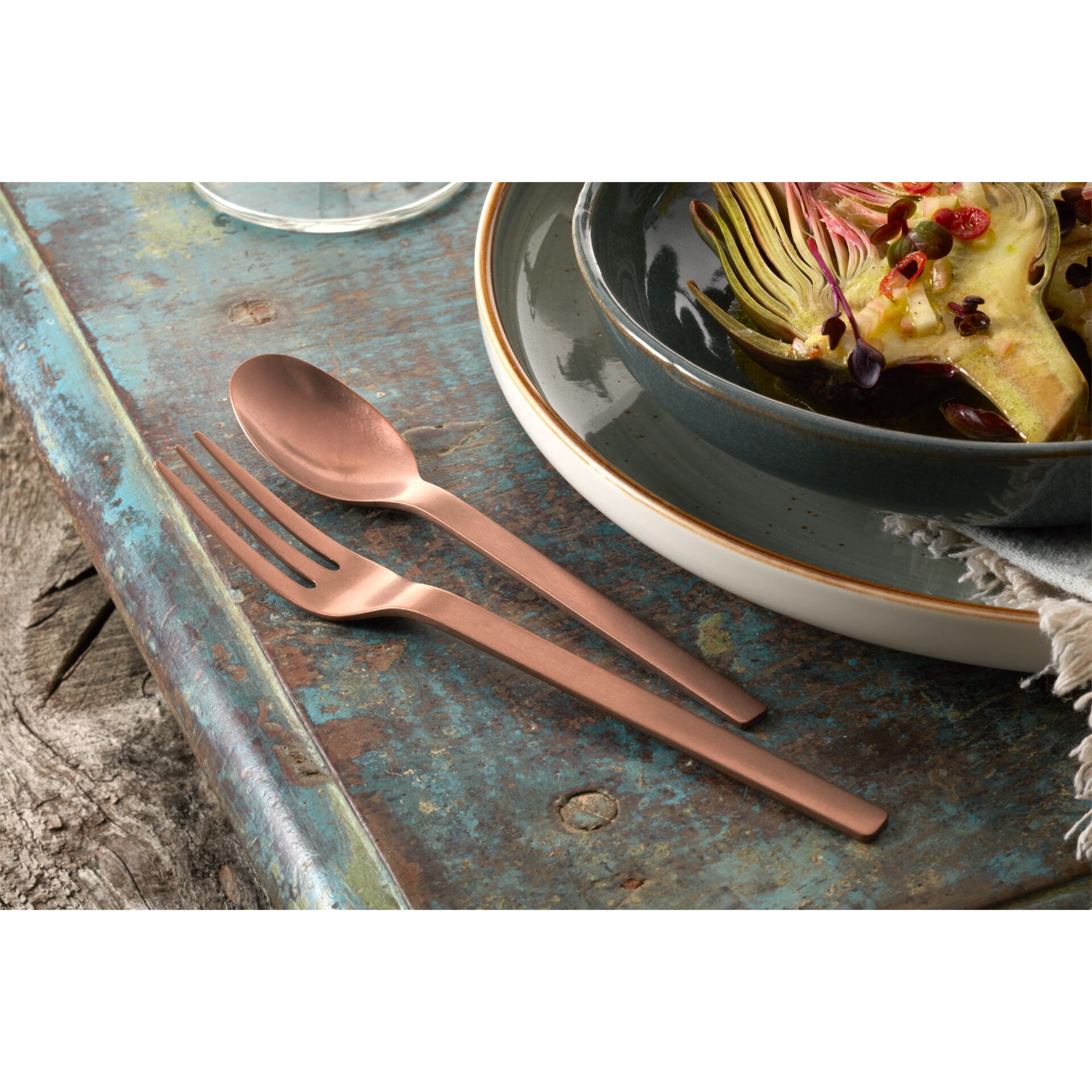 rose gold cutlery, löffel, gabel, tischgeschirr, steingutschüssel