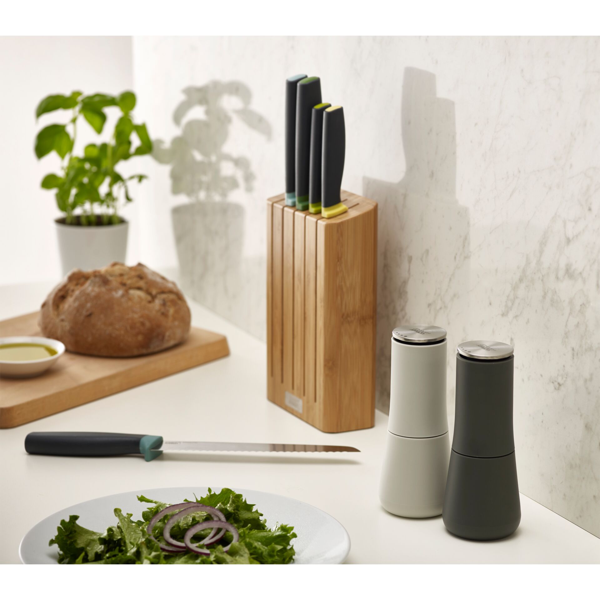 Besteck, Pflanze, Brot, Essen, Teller