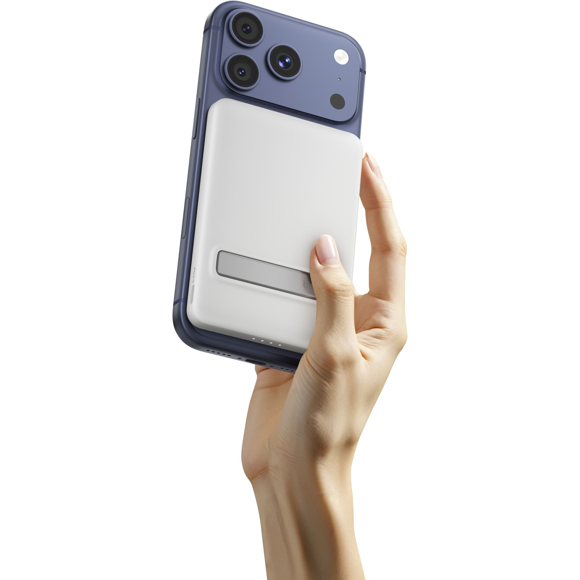 Smartphone, Dreifachkamera, Kabelloses Ladegerät, Blau, Handyhülle angebracht