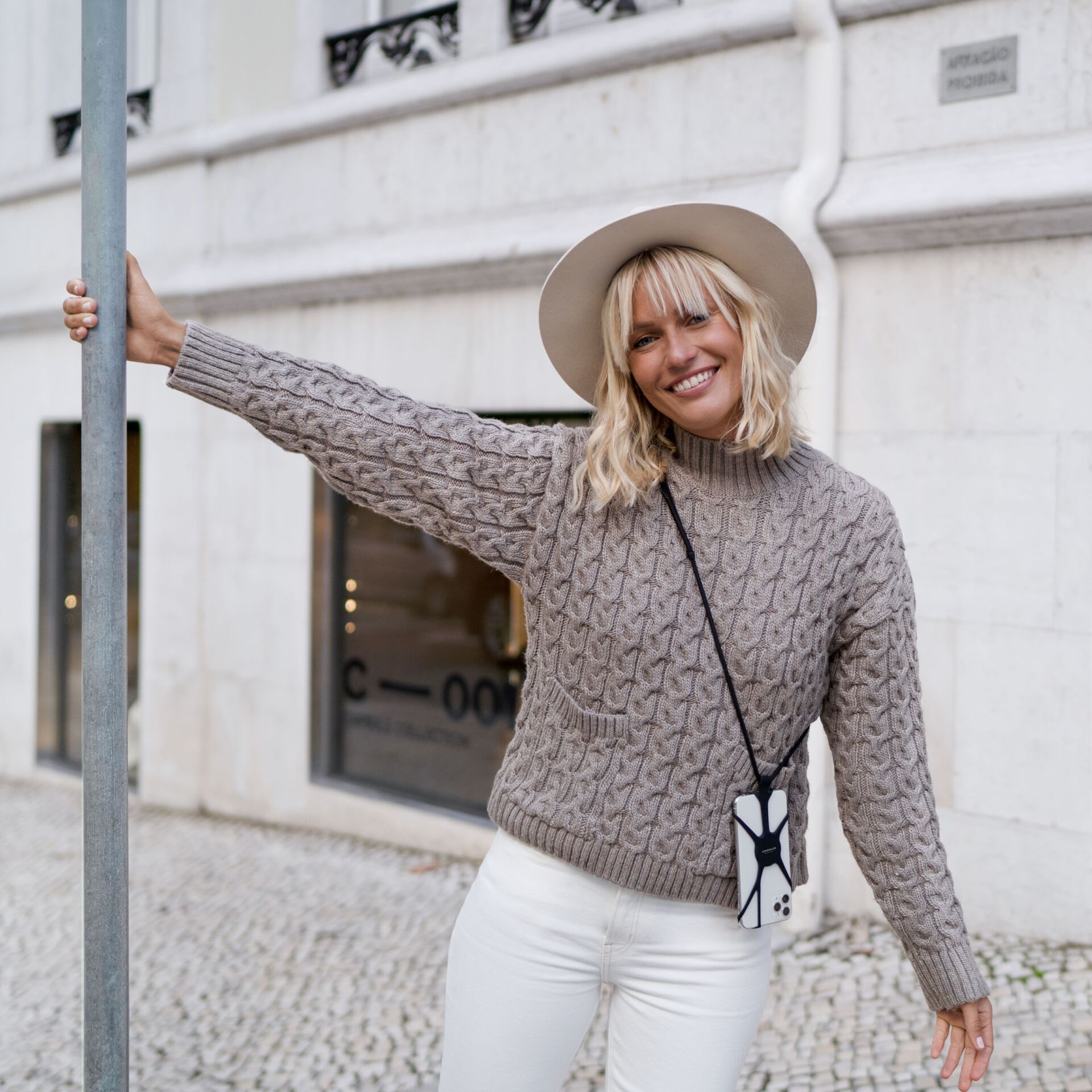 Bekleidung, Strickwaren, Pullover