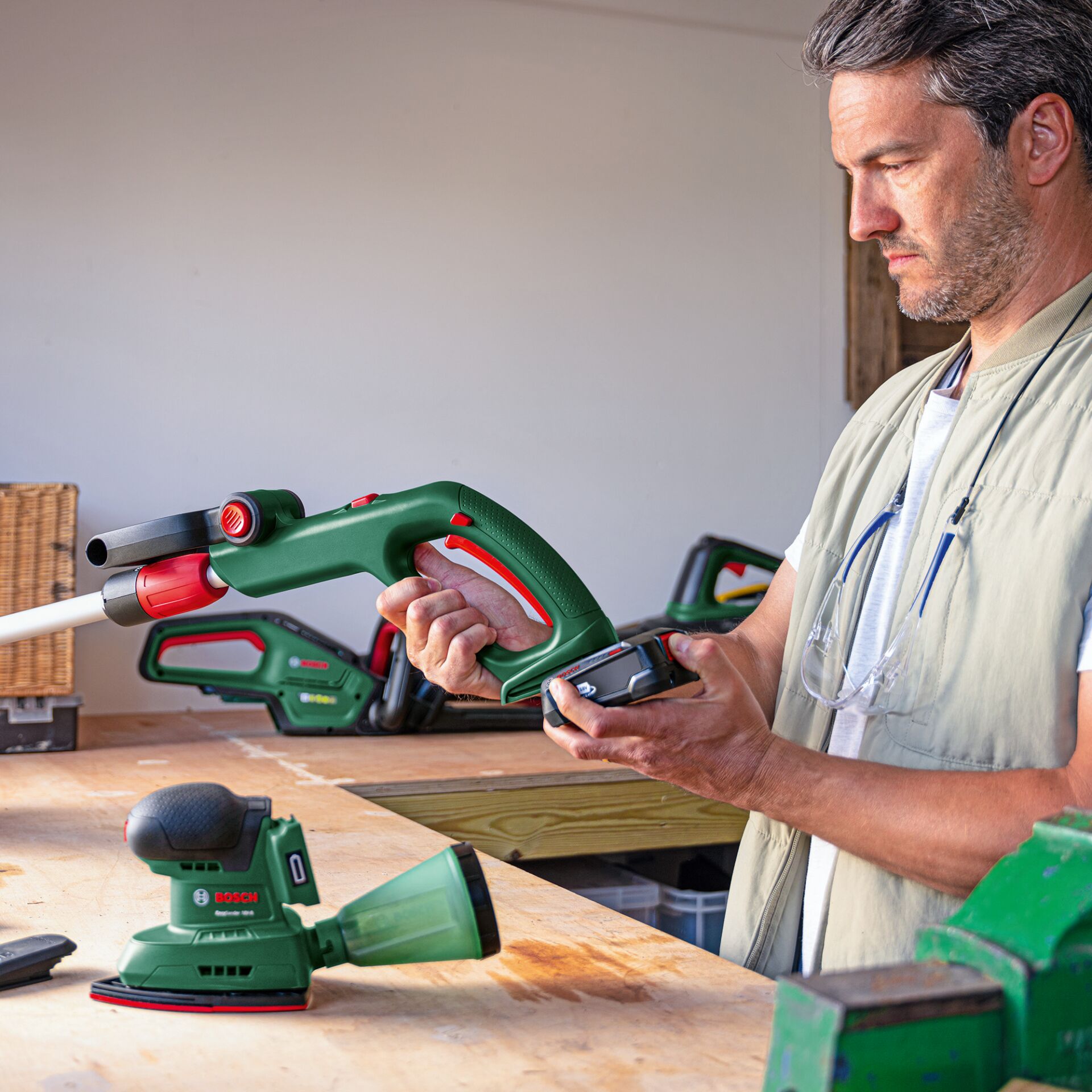 Erwachsener, Männlich, Mann, Person, Holzbearbeitung