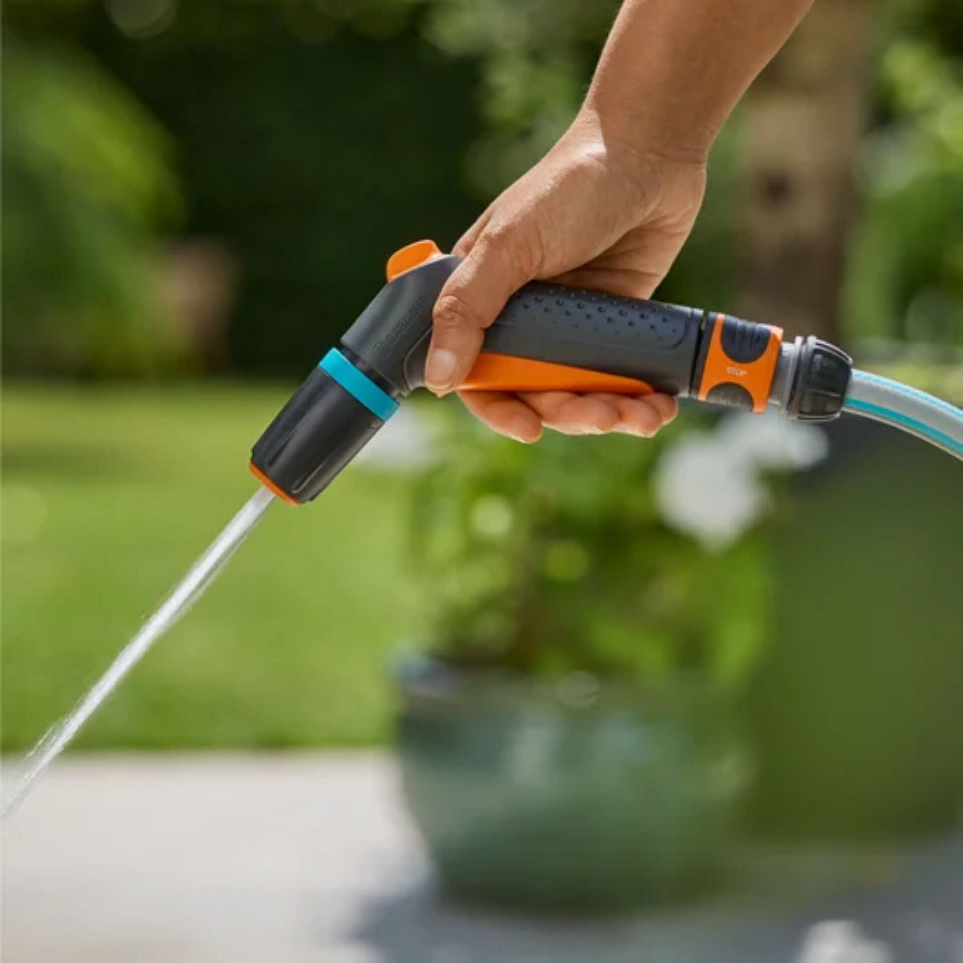 Gartenschlauch, Schlauchgriff, Druckanschluss, Schnellverschluss, Wasserstrahl