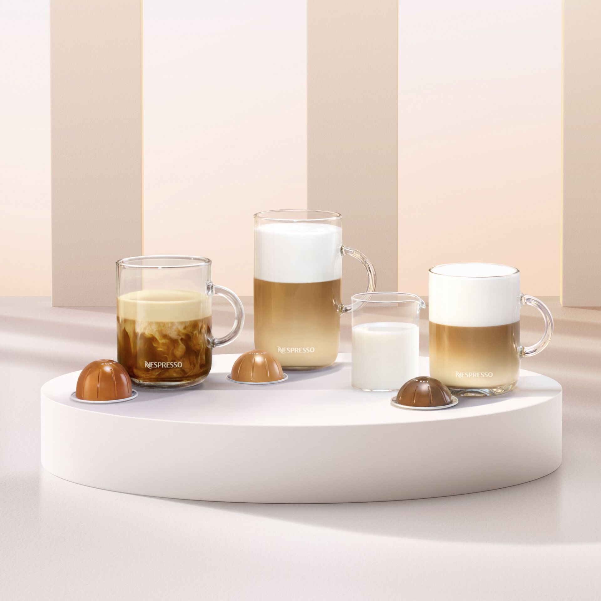 Pokal, Glas, Getränk, Milch